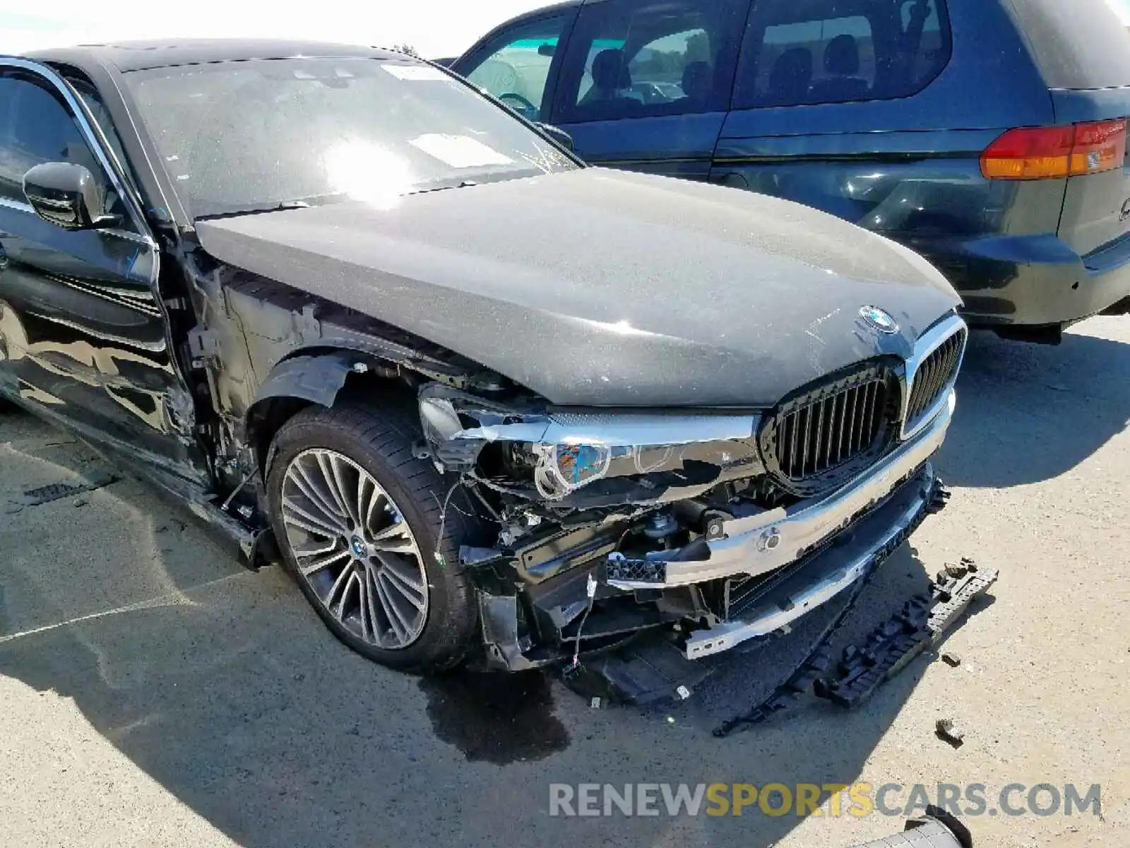 9 Photograph of a damaged car WBAJA9C56KB392872 BMW 5 SERIES 2019