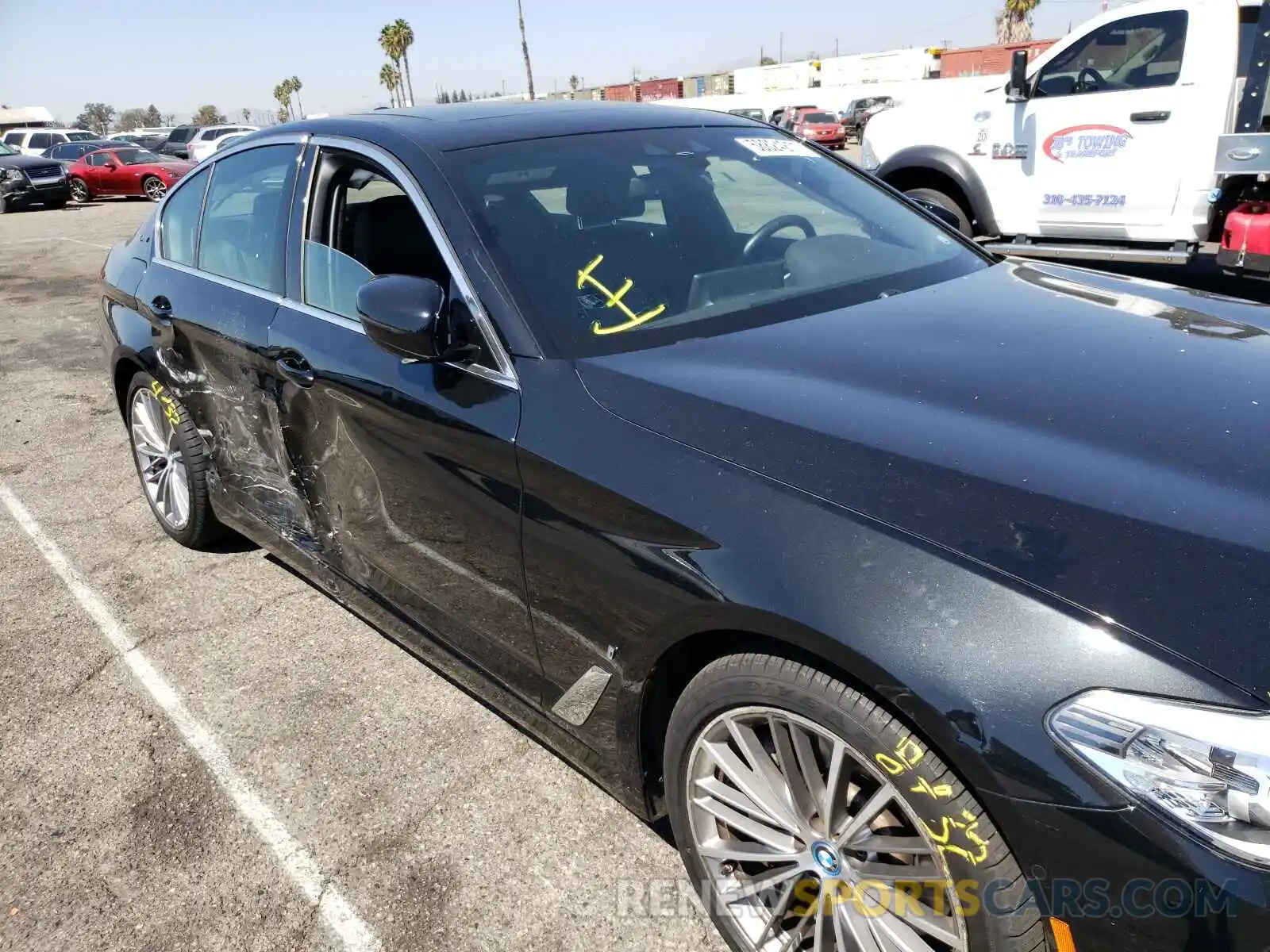 9 Photograph of a damaged car WBAJA9C56KB399031 BMW 5 SERIES 2019