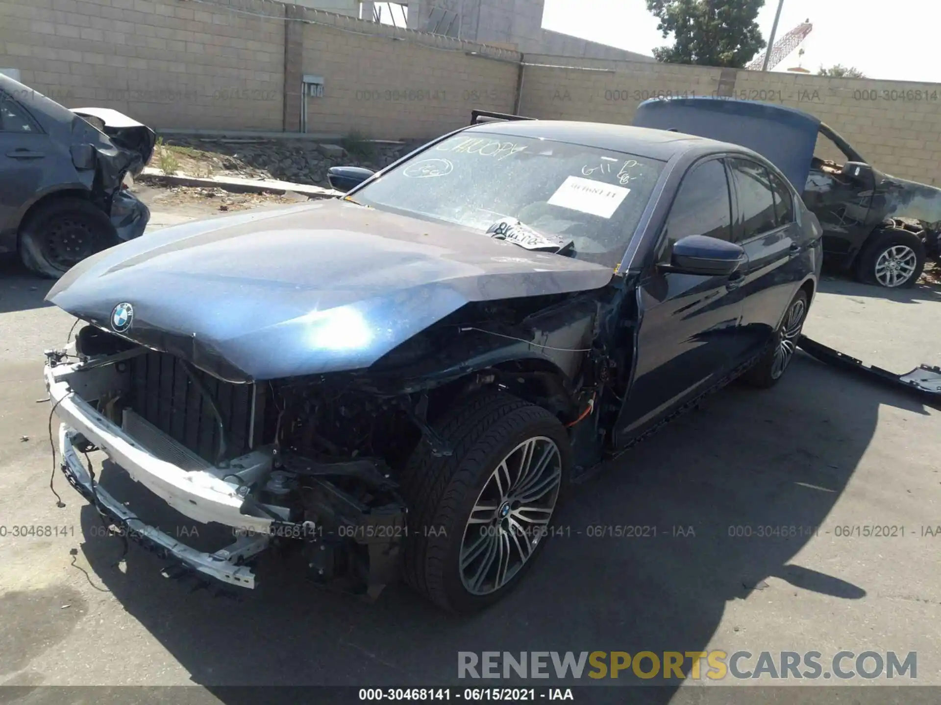 2 Photograph of a damaged car WBAJA9C56KB399353 BMW 5 SERIES 2019