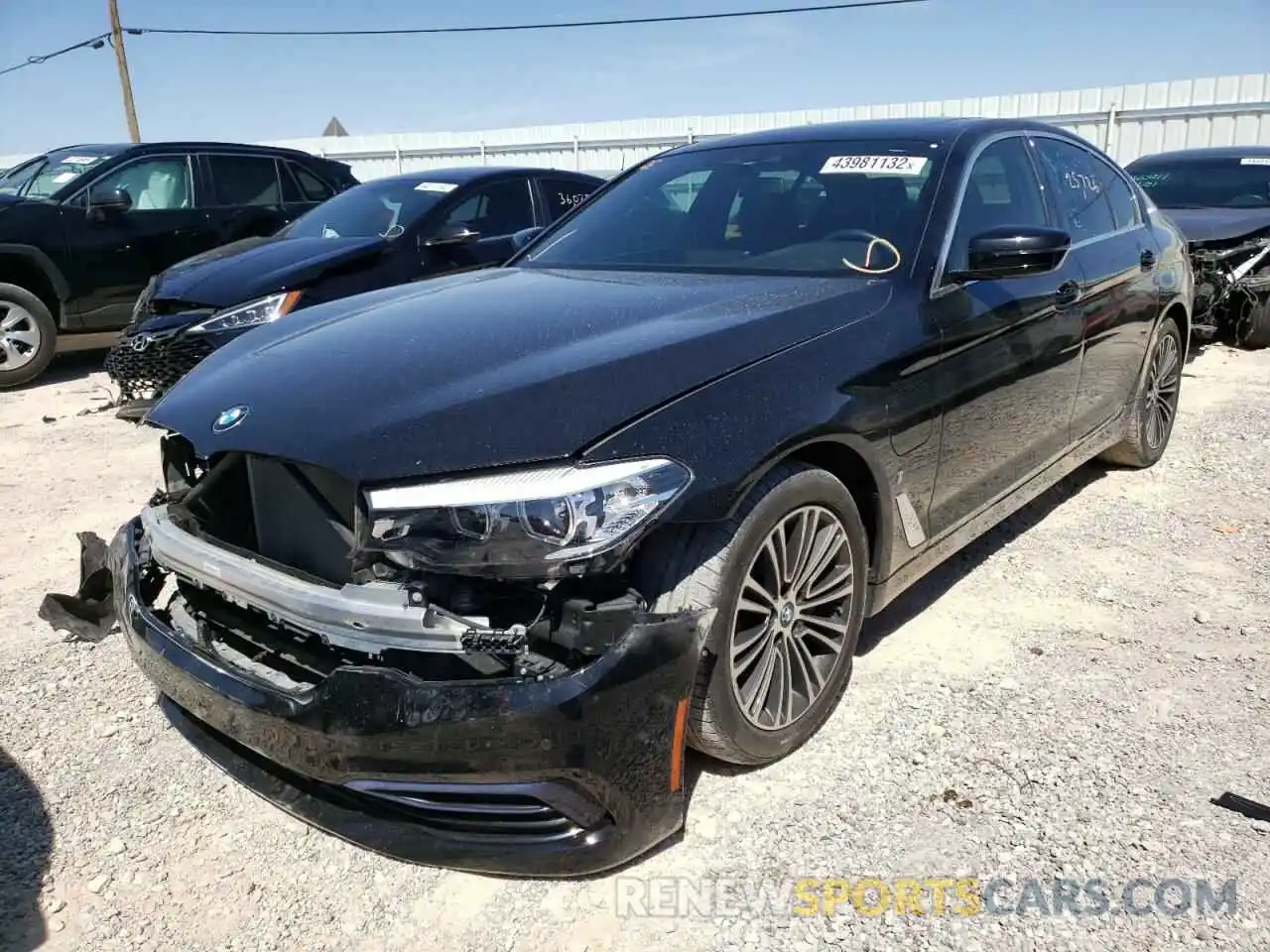 9 Photograph of a damaged car WBAJA9C57KB253768 BMW 5 SERIES 2019