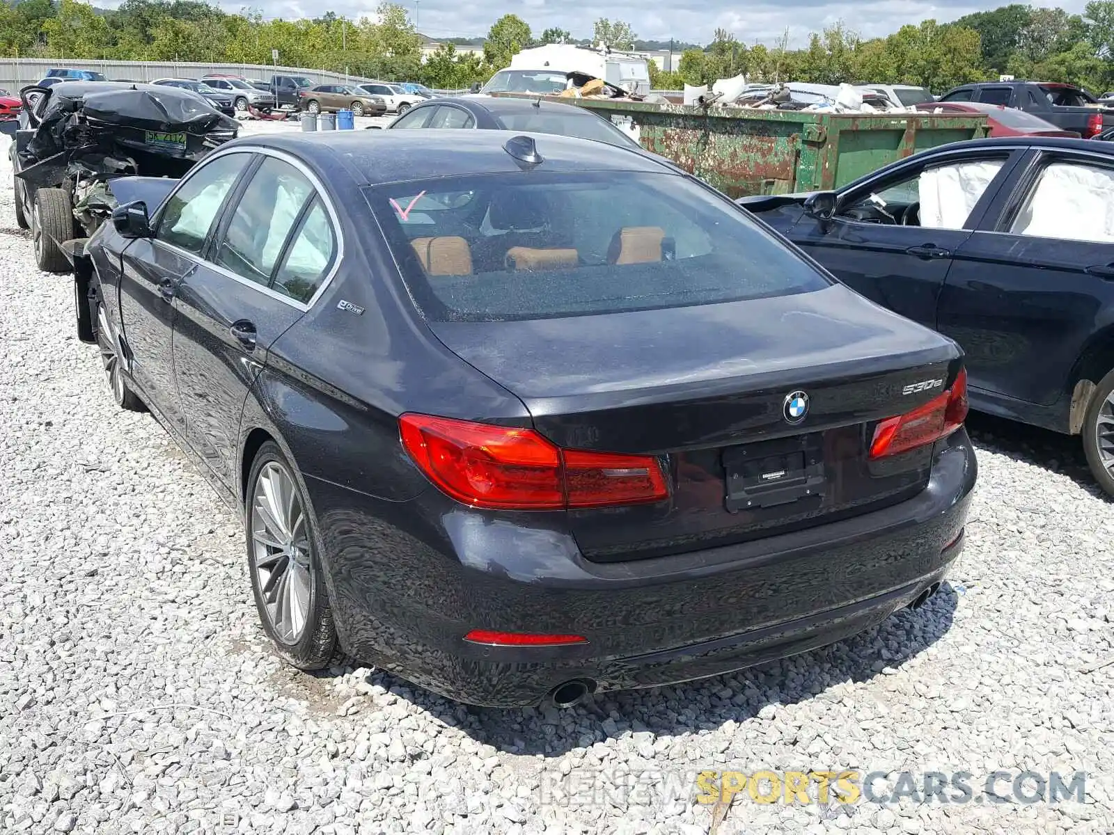 3 Фотография поврежденного автомобиля WBAJA9C58KB388385 BMW 5 SERIES 2019