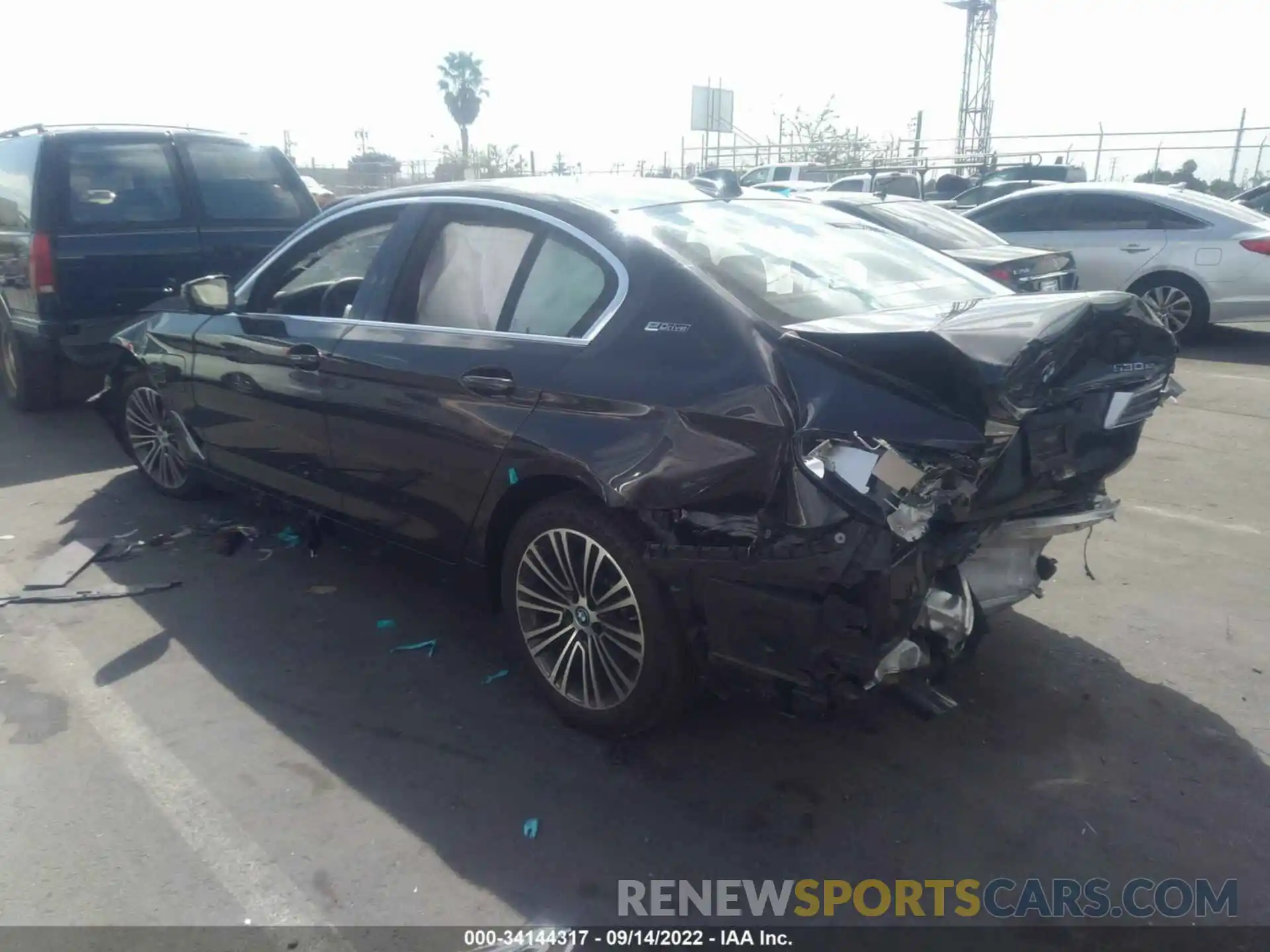 3 Photograph of a damaged car WBAJA9C58KB388452 BMW 5 SERIES 2019