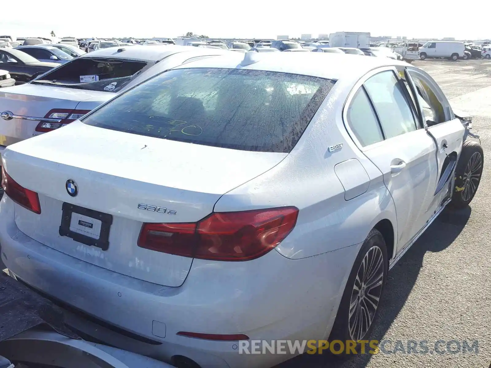 4 Photograph of a damaged car WBAJA9C58KB391965 BMW 5 SERIES 2019