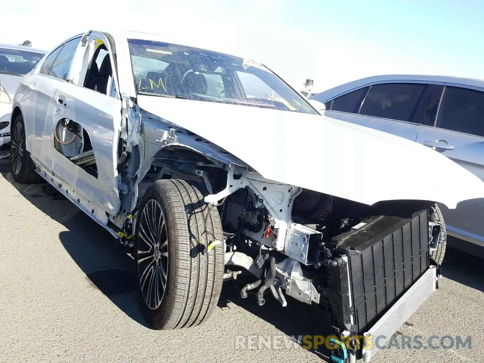 9 Photograph of a damaged car WBAJA9C58KB391965 BMW 5 SERIES 2019