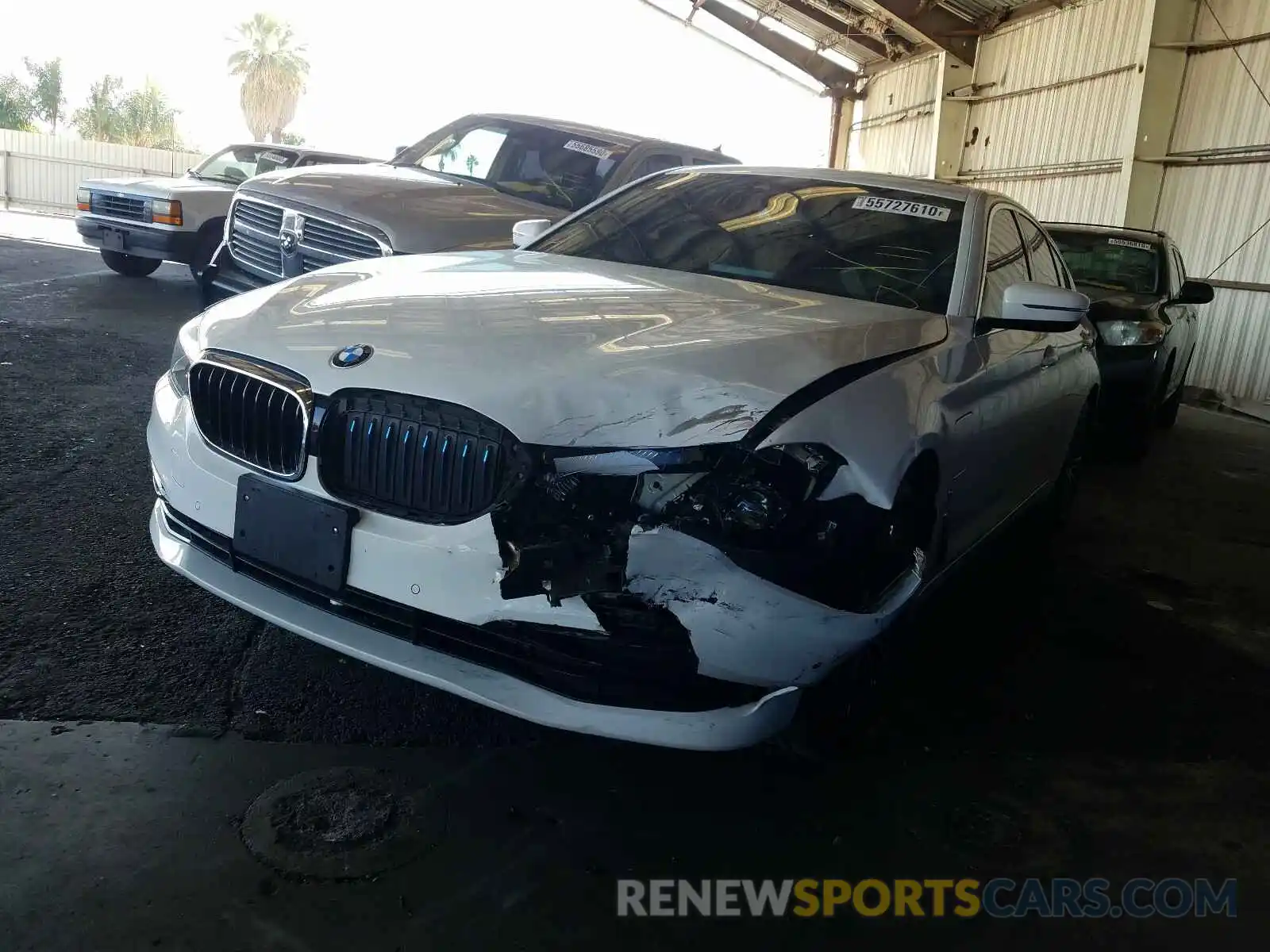 2 Photograph of a damaged car WBAJA9C58KB393103 BMW 5 SERIES 2019