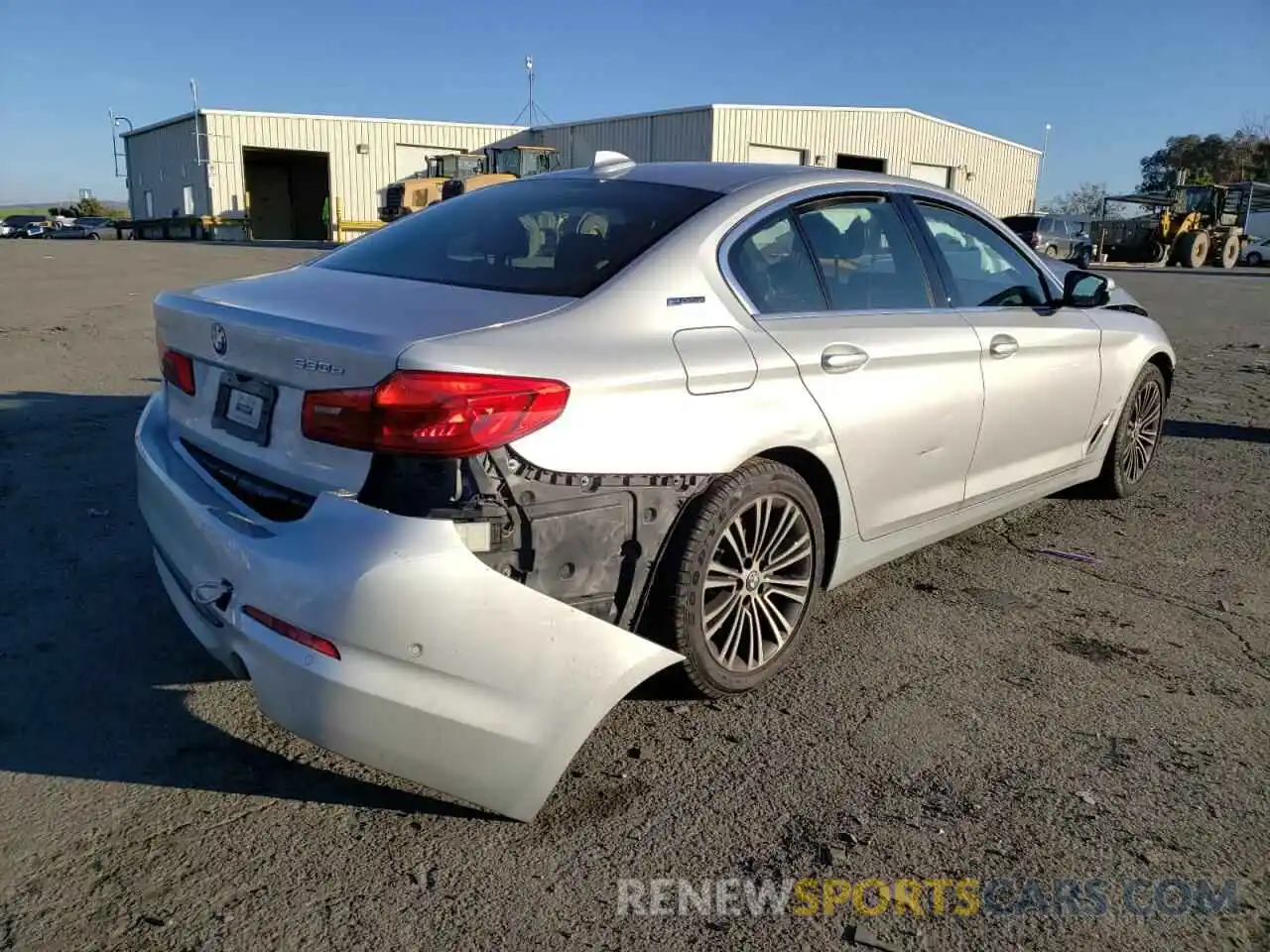 4 Photograph of a damaged car WBAJA9C58KB393862 BMW 5 SERIES 2019