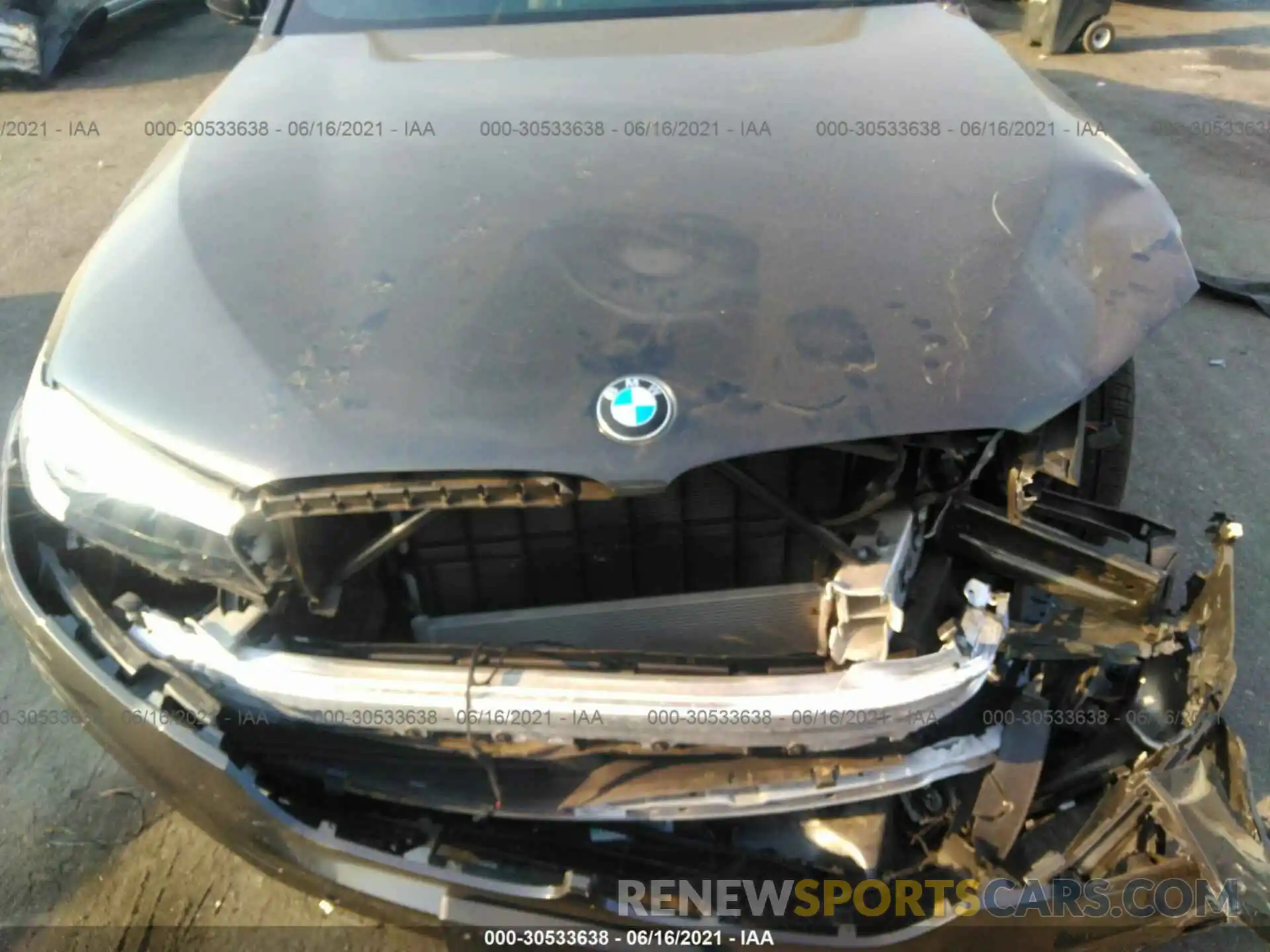 10 Photograph of a damaged car WBAJA9C58KB399404 BMW 5 SERIES 2019