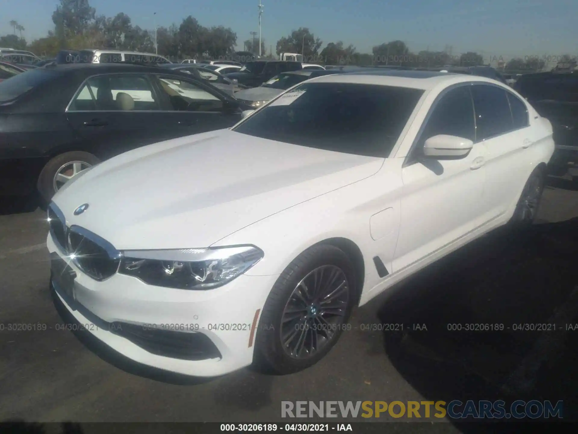 2 Photograph of a damaged car WBAJA9C59KB388413 BMW 5 SERIES 2019