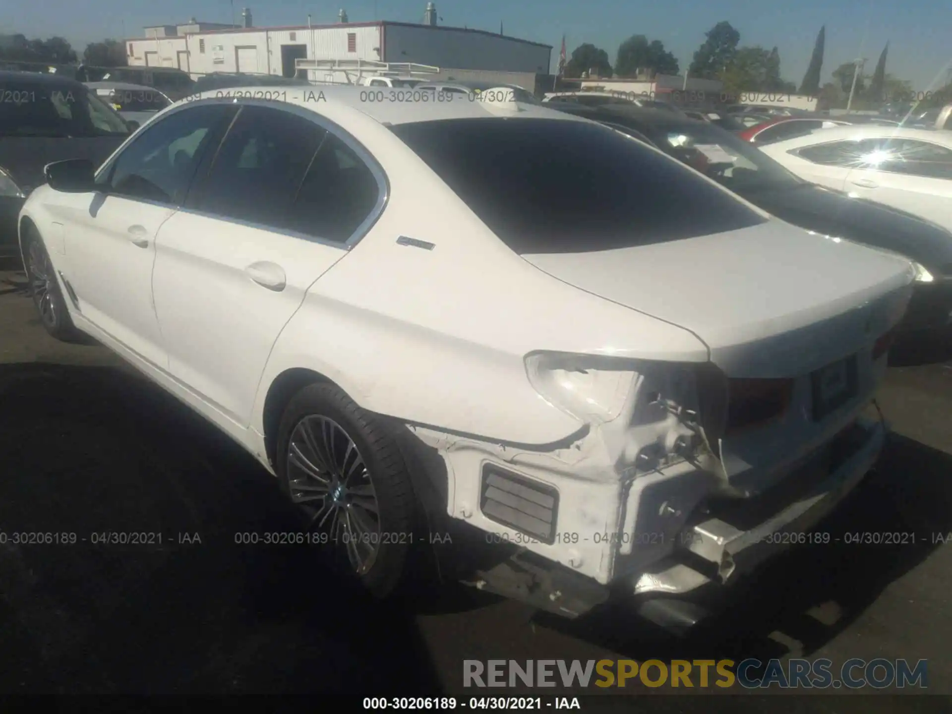 3 Photograph of a damaged car WBAJA9C59KB388413 BMW 5 SERIES 2019