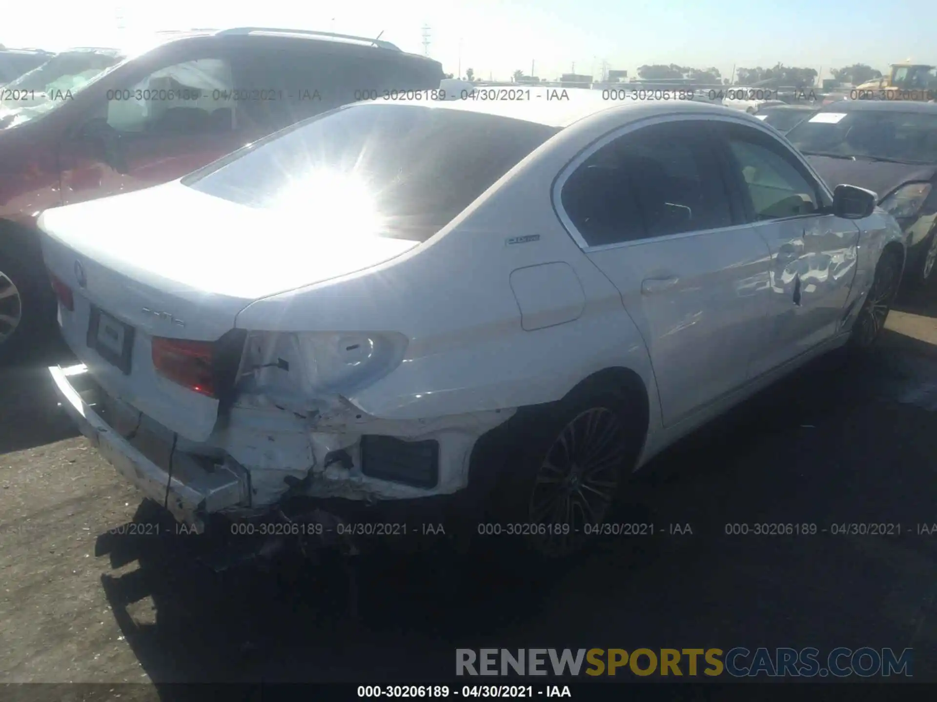 4 Photograph of a damaged car WBAJA9C59KB388413 BMW 5 SERIES 2019