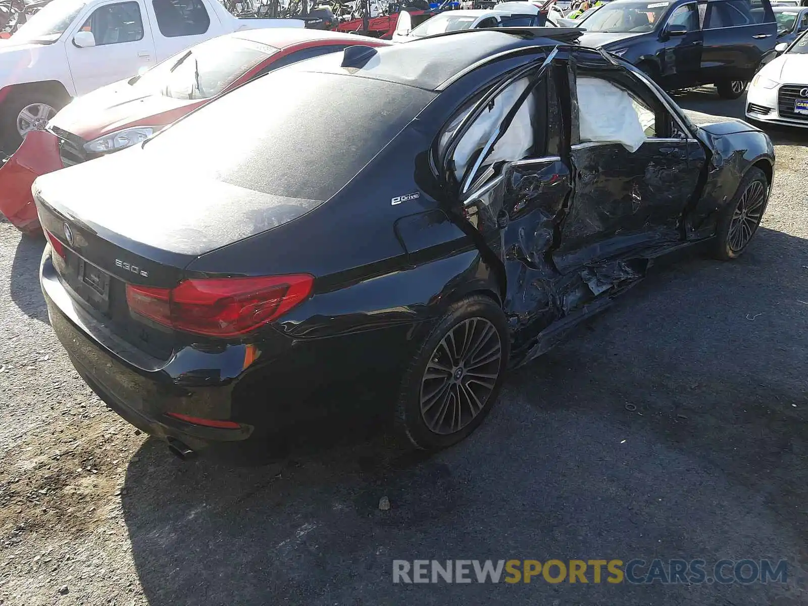 4 Photograph of a damaged car WBAJA9C59KB389190 BMW 5 SERIES 2019