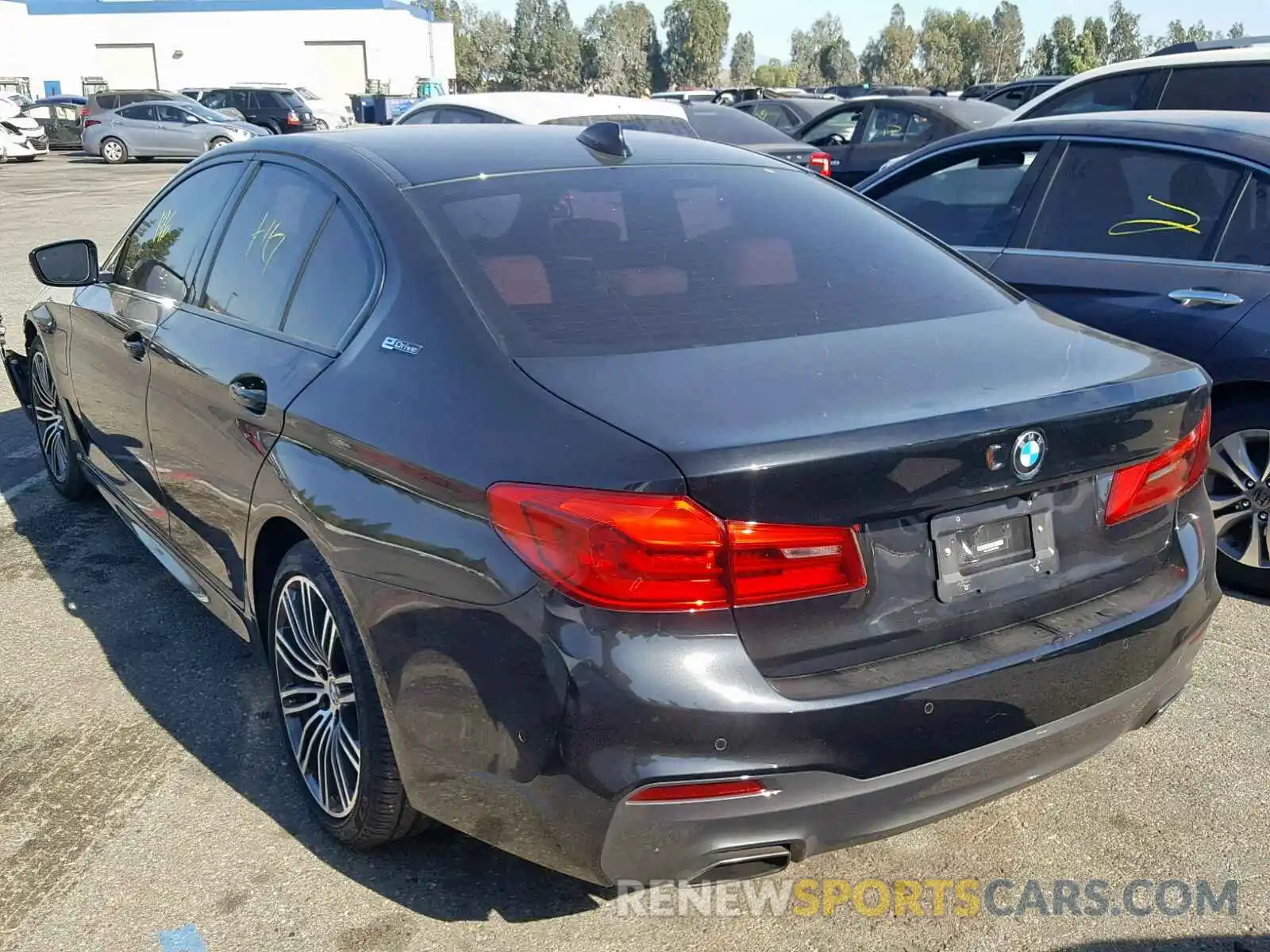 3 Photograph of a damaged car WBAJA9C59KB389268 BMW 5 SERIES 2019