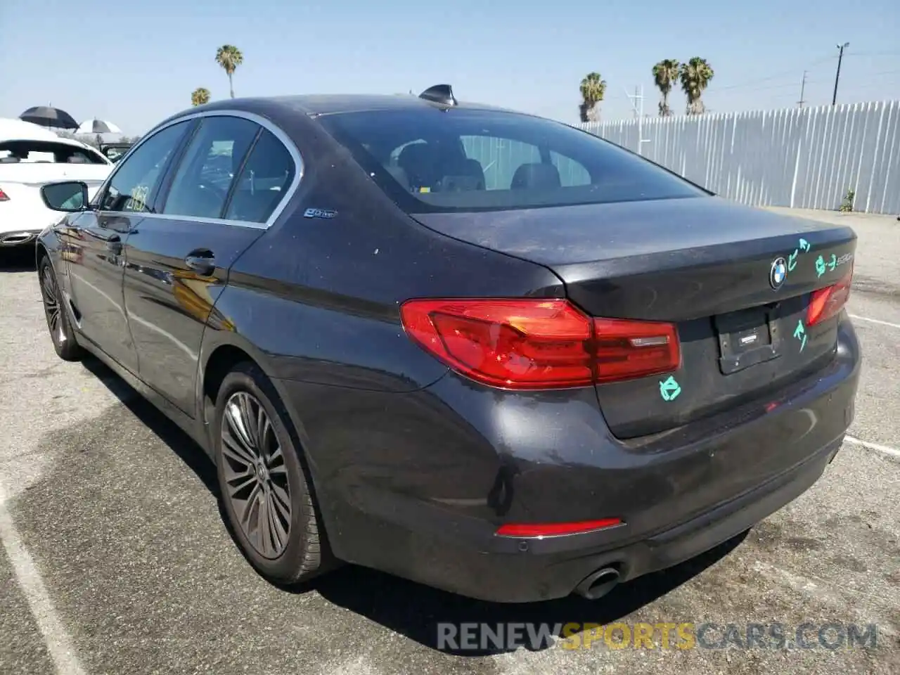 3 Photograph of a damaged car WBAJA9C59KB392624 BMW 5 SERIES 2019