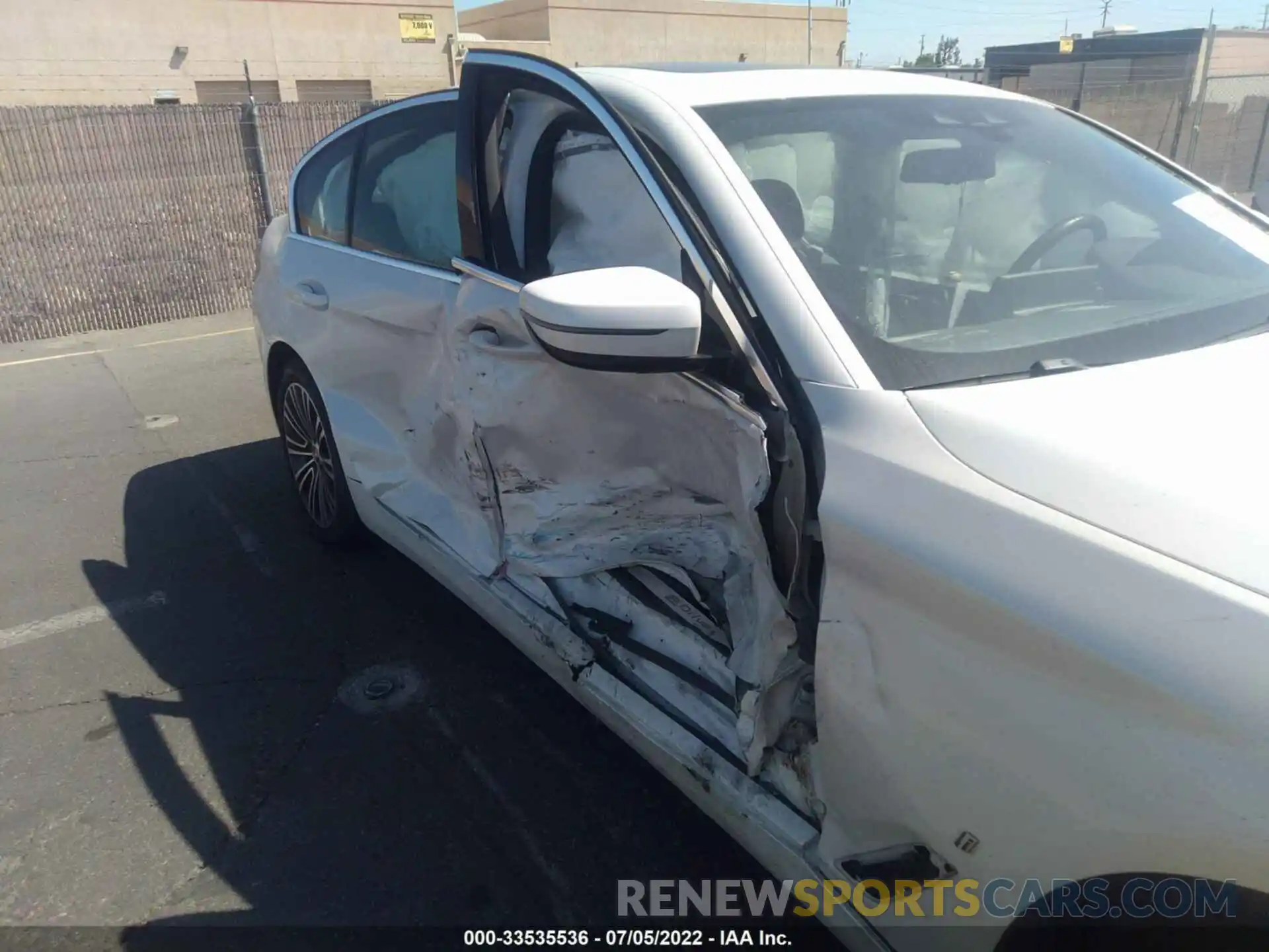 6 Photograph of a damaged car WBAJA9C5XKB253828 BMW 5 SERIES 2019