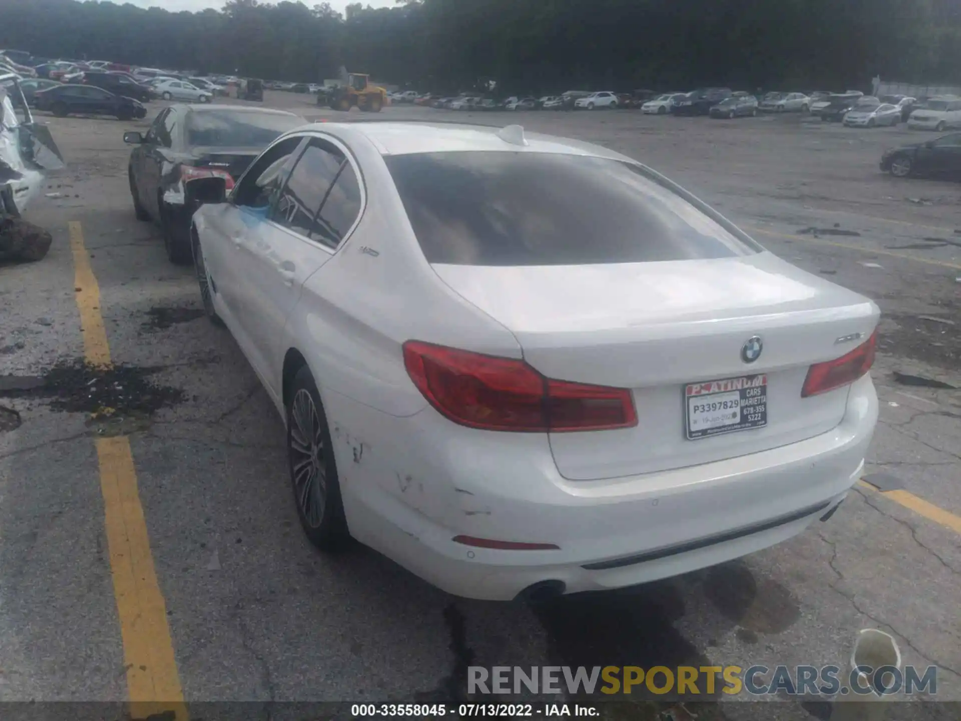 3 Photograph of a damaged car WBAJA9C5XKB254381 BMW 5 SERIES 2019