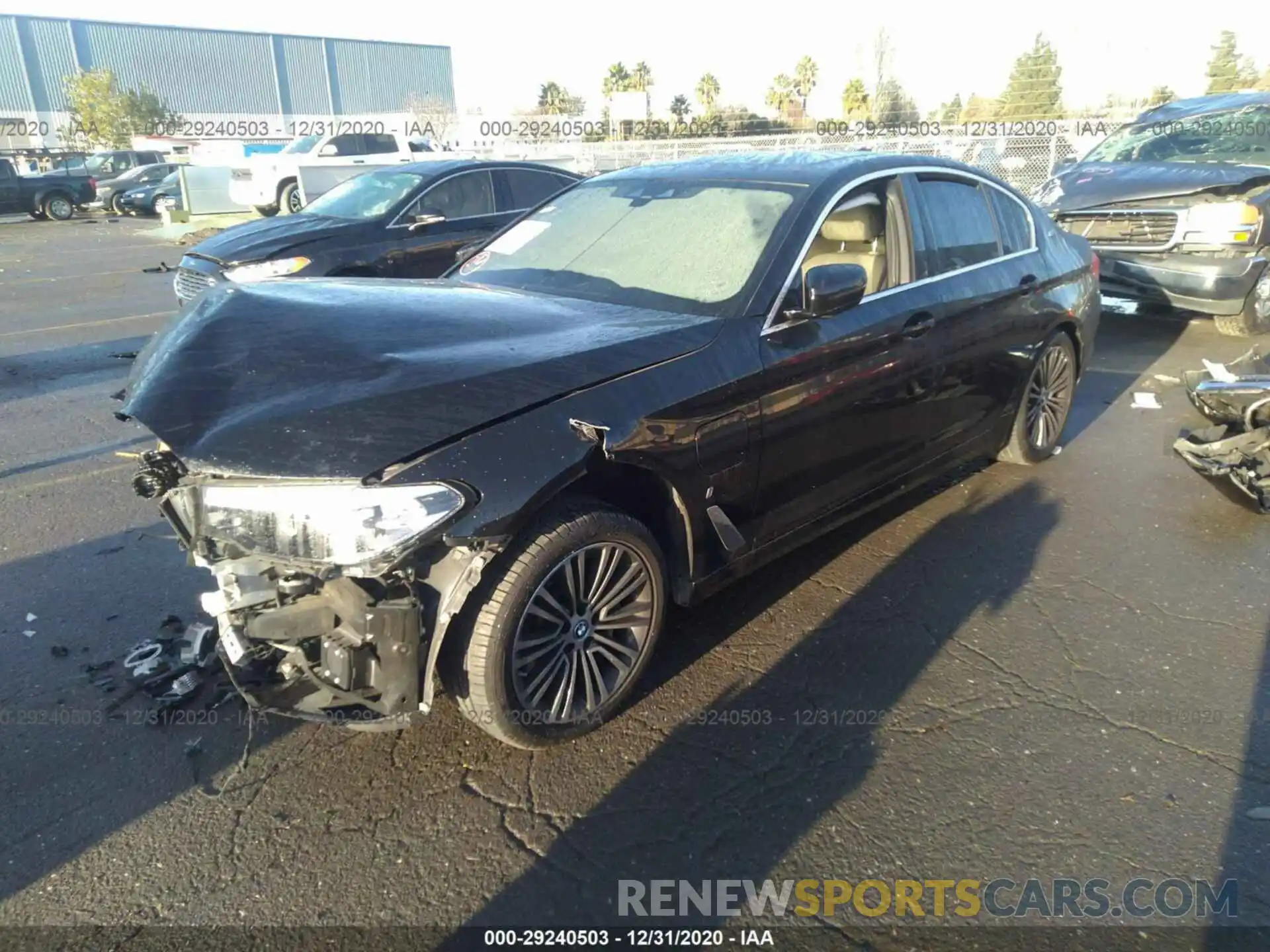 2 Photograph of a damaged car WBAJA9C5XKB388677 BMW 5 SERIES 2019