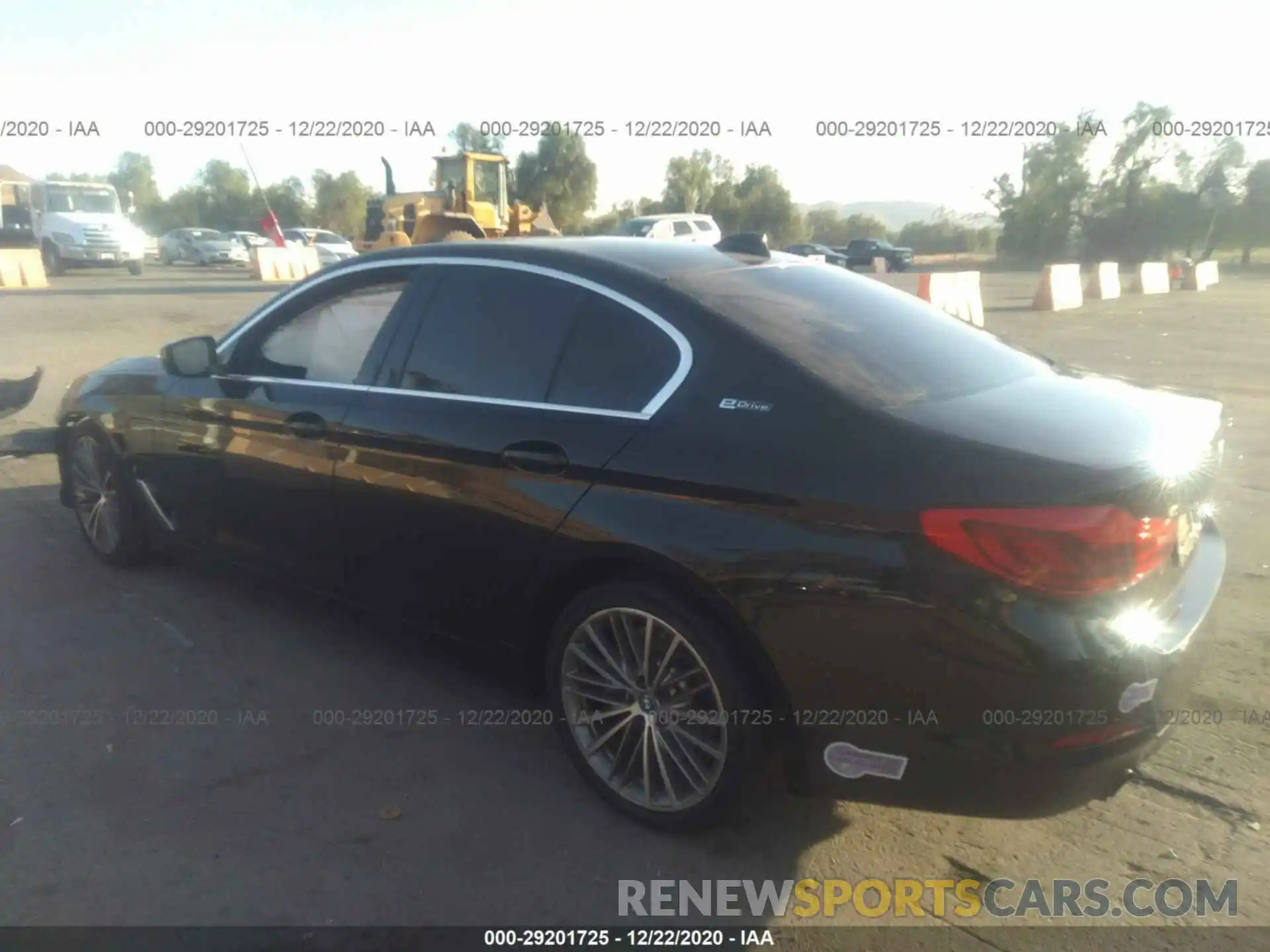 3 Photograph of a damaged car WBAJA9C5XKB388856 BMW 5 SERIES 2019