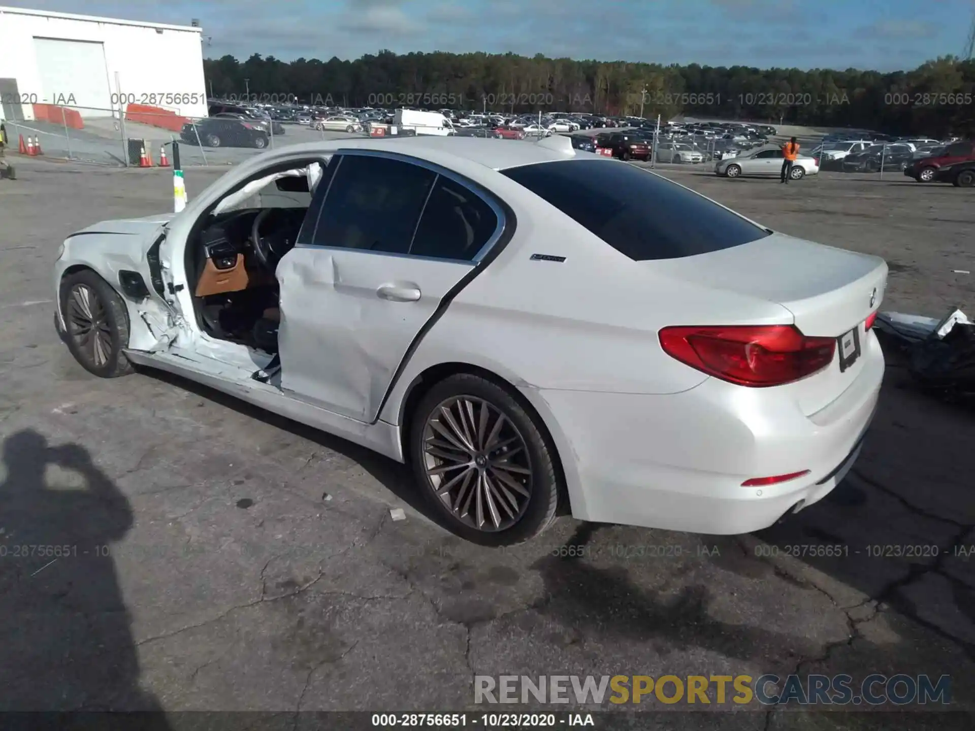 3 Photograph of a damaged car WBAJA9C5XKB392423 BMW 5 SERIES 2019