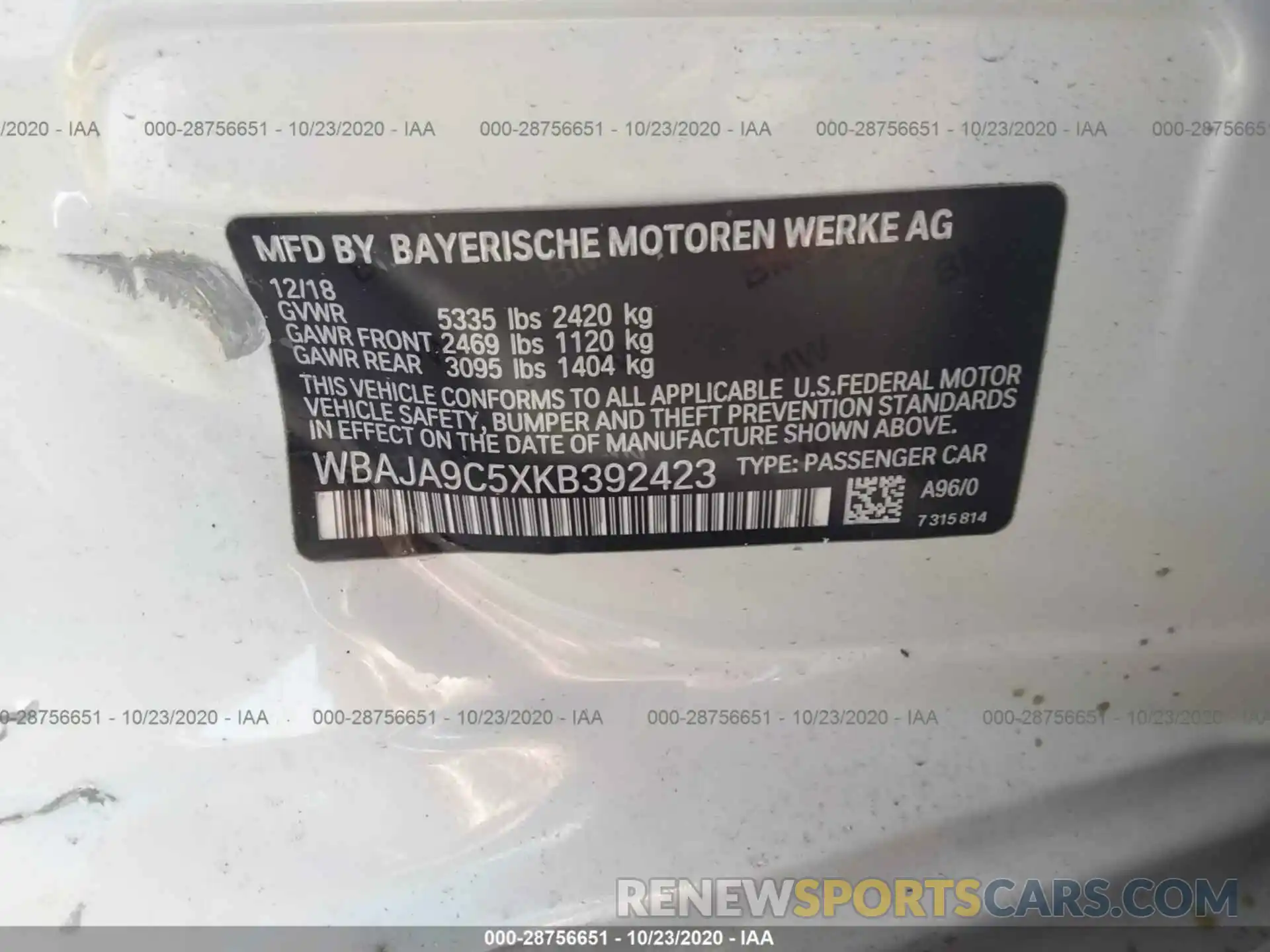 9 Photograph of a damaged car WBAJA9C5XKB392423 BMW 5 SERIES 2019