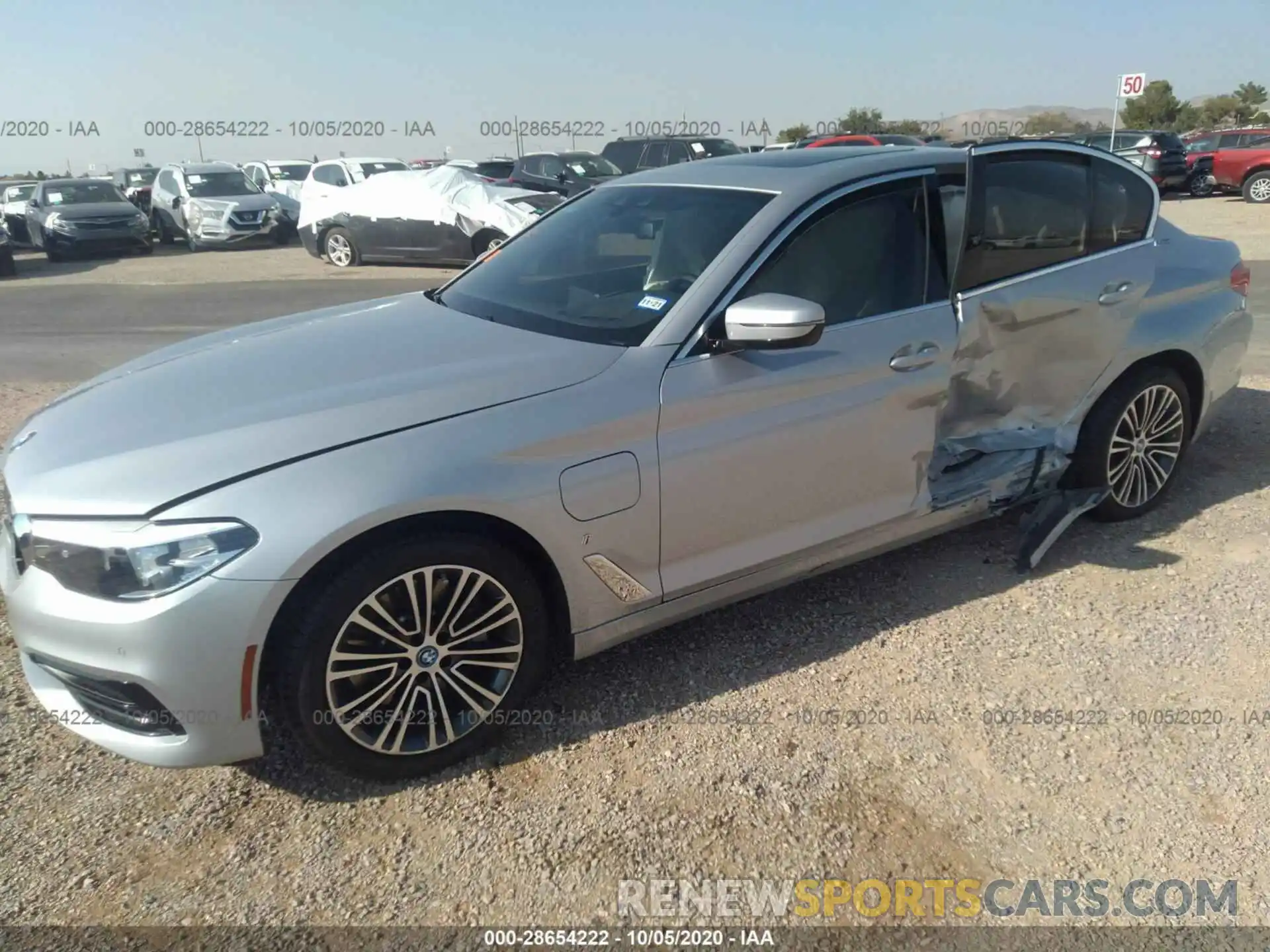 2 Photograph of a damaged car WBAJA9C5XKB393037 BMW 5 SERIES 2019