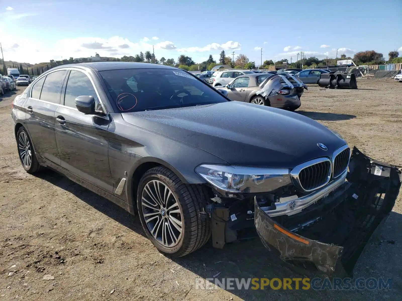 1 Photograph of a damaged car WBAJA9C5XKB398688 BMW 5 SERIES 2019