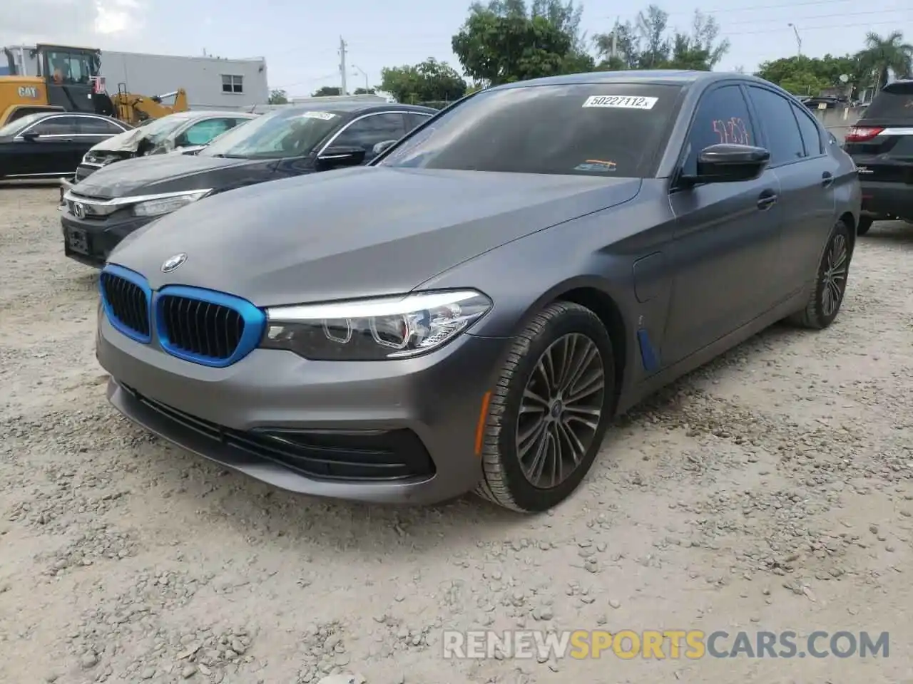 2 Photograph of a damaged car WBAJA9C5XKB399565 BMW 5 SERIES 2019