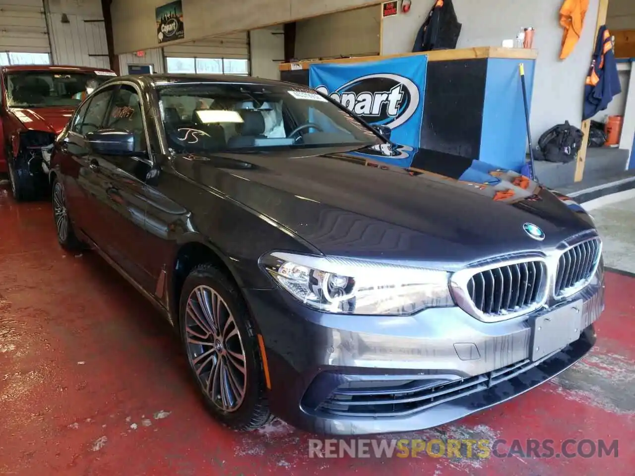 1 Photograph of a damaged car WBAJB1C50KB375337 BMW 5 SERIES 2019