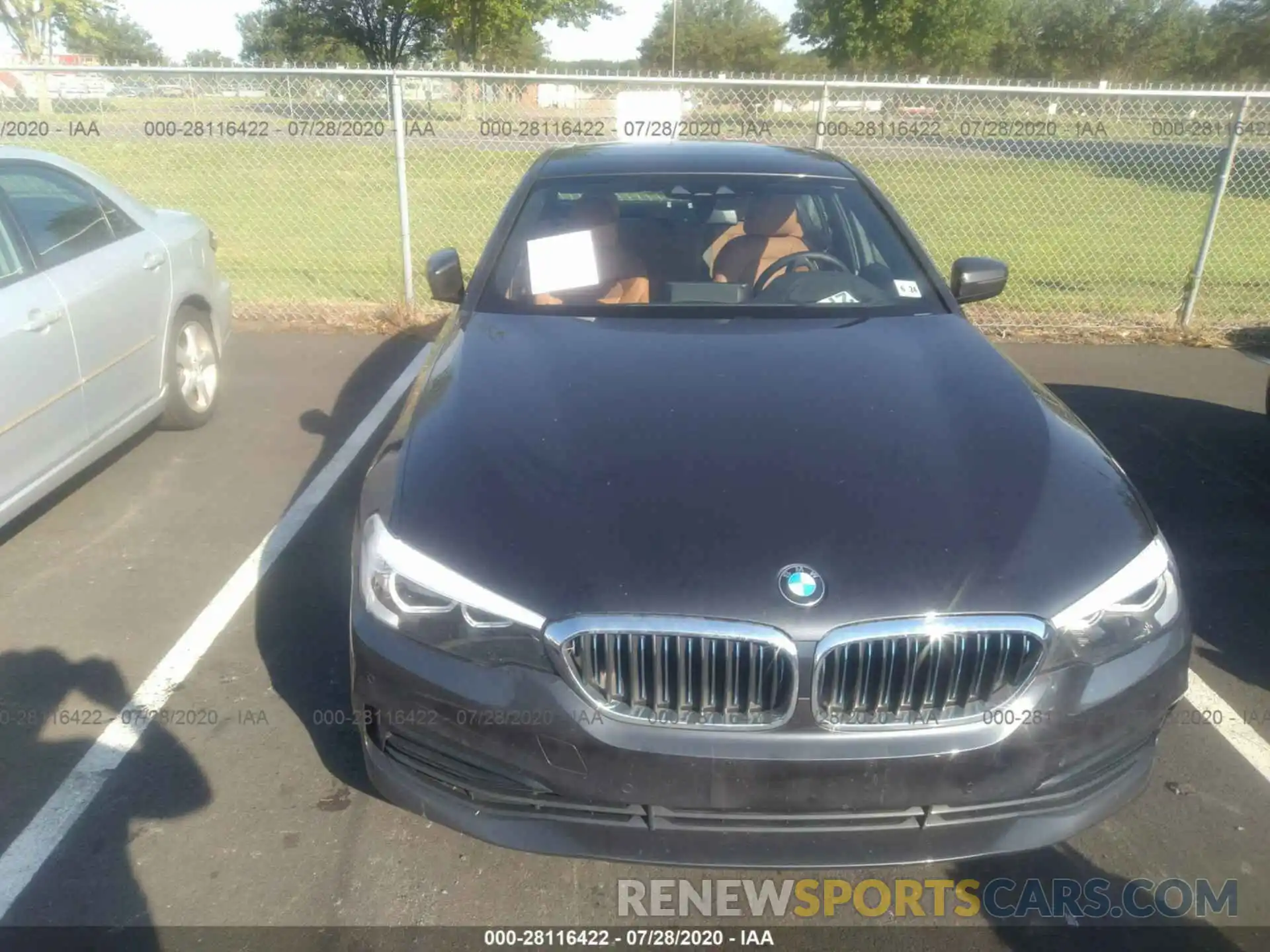 6 Photograph of a damaged car WBAJB1C50KB376942 BMW 5 SERIES 2019