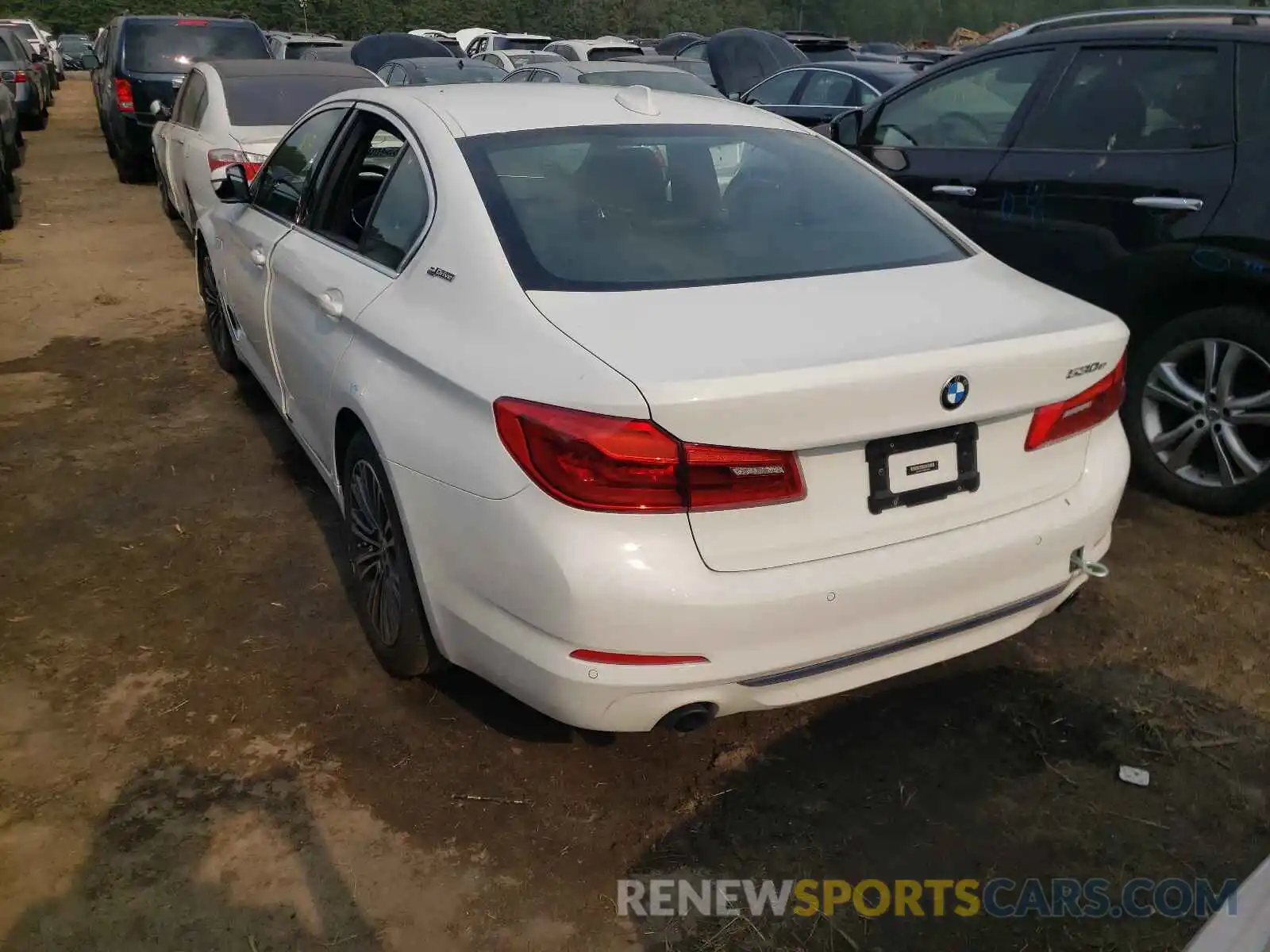 3 Photograph of a damaged car WBAJB1C51KB375329 BMW 5 SERIES 2019