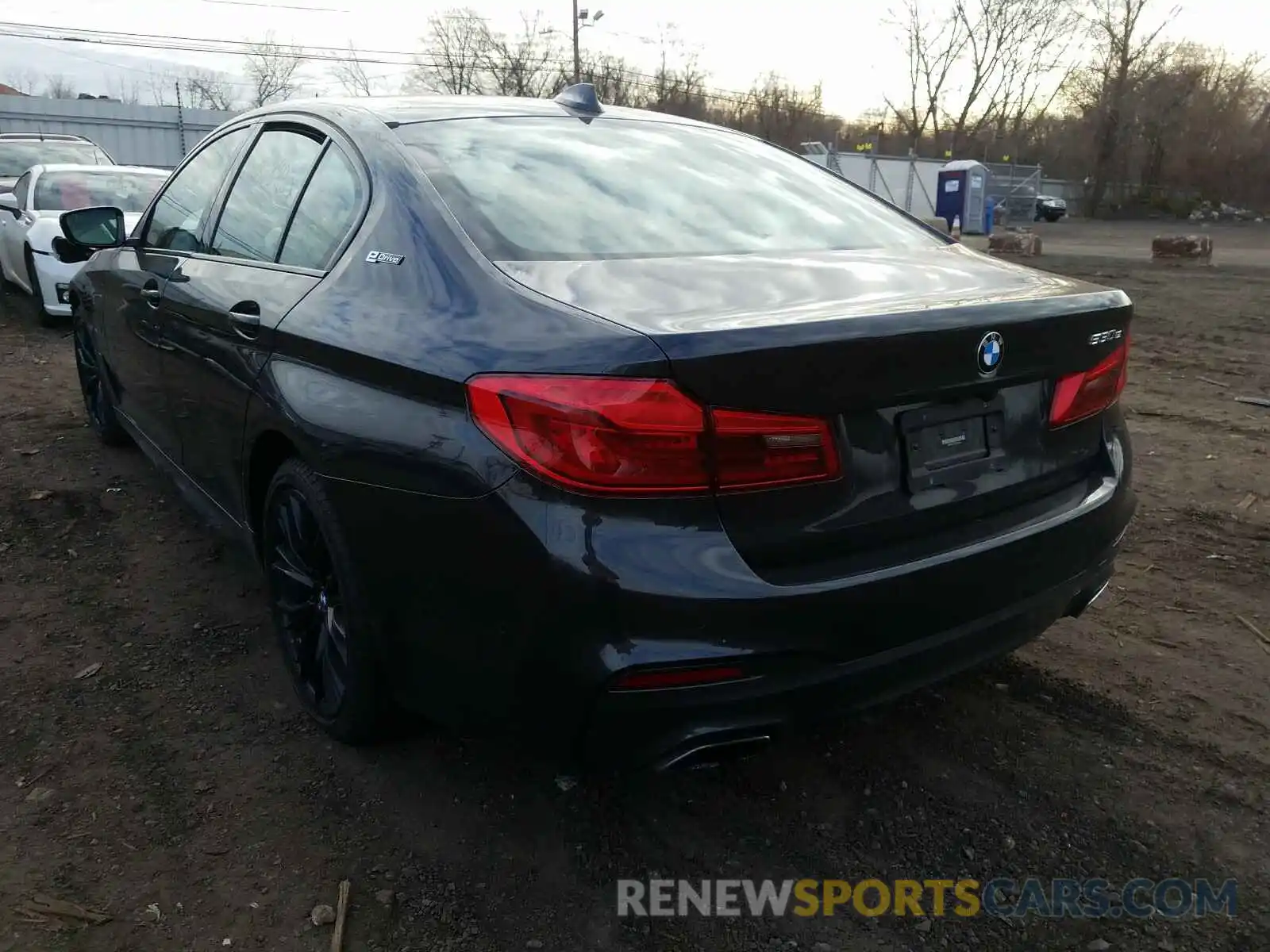 3 Photograph of a damaged car WBAJB1C51KB375671 BMW 5 SERIES 2019