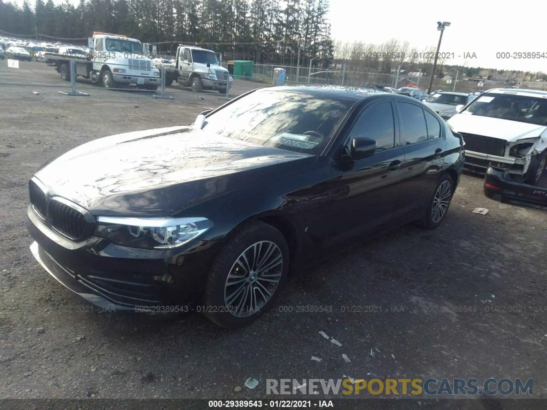 2 Фотография поврежденного автомобиля WBAJB1C51KB377081 BMW 5 SERIES 2019