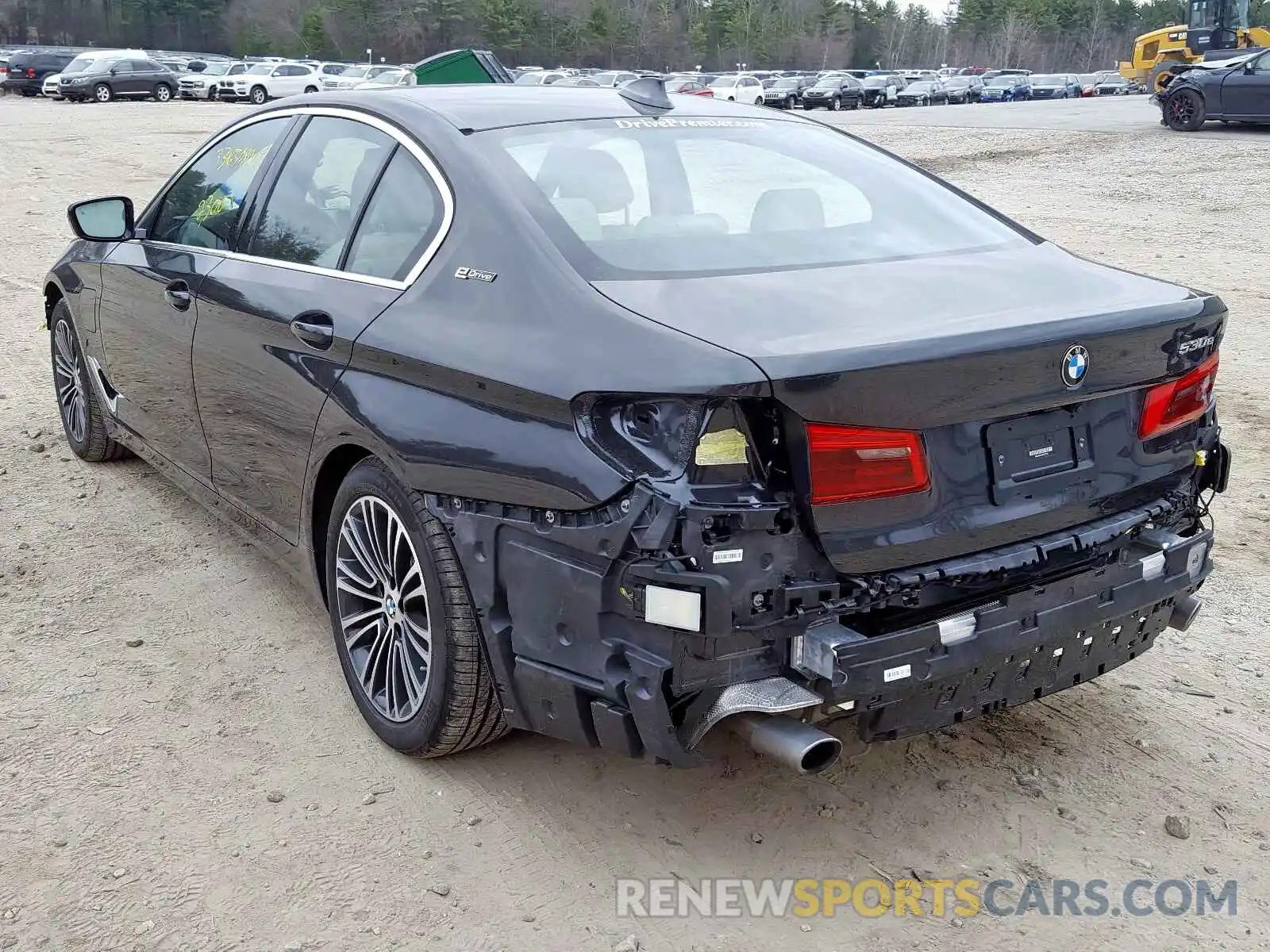 3 Photograph of a damaged car WBAJB1C51KB377131 BMW 5 SERIES 2019