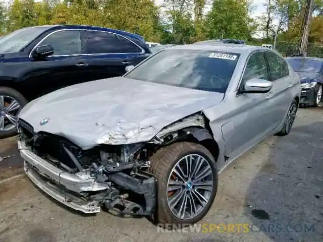 2 Фотография поврежденного автомобиля WBAJB1C52KB376408 BMW 5 SERIES 2019