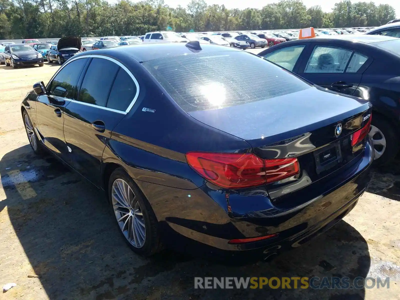 3 Photograph of a damaged car WBAJB1C52KB376814 BMW 5 SERIES 2019