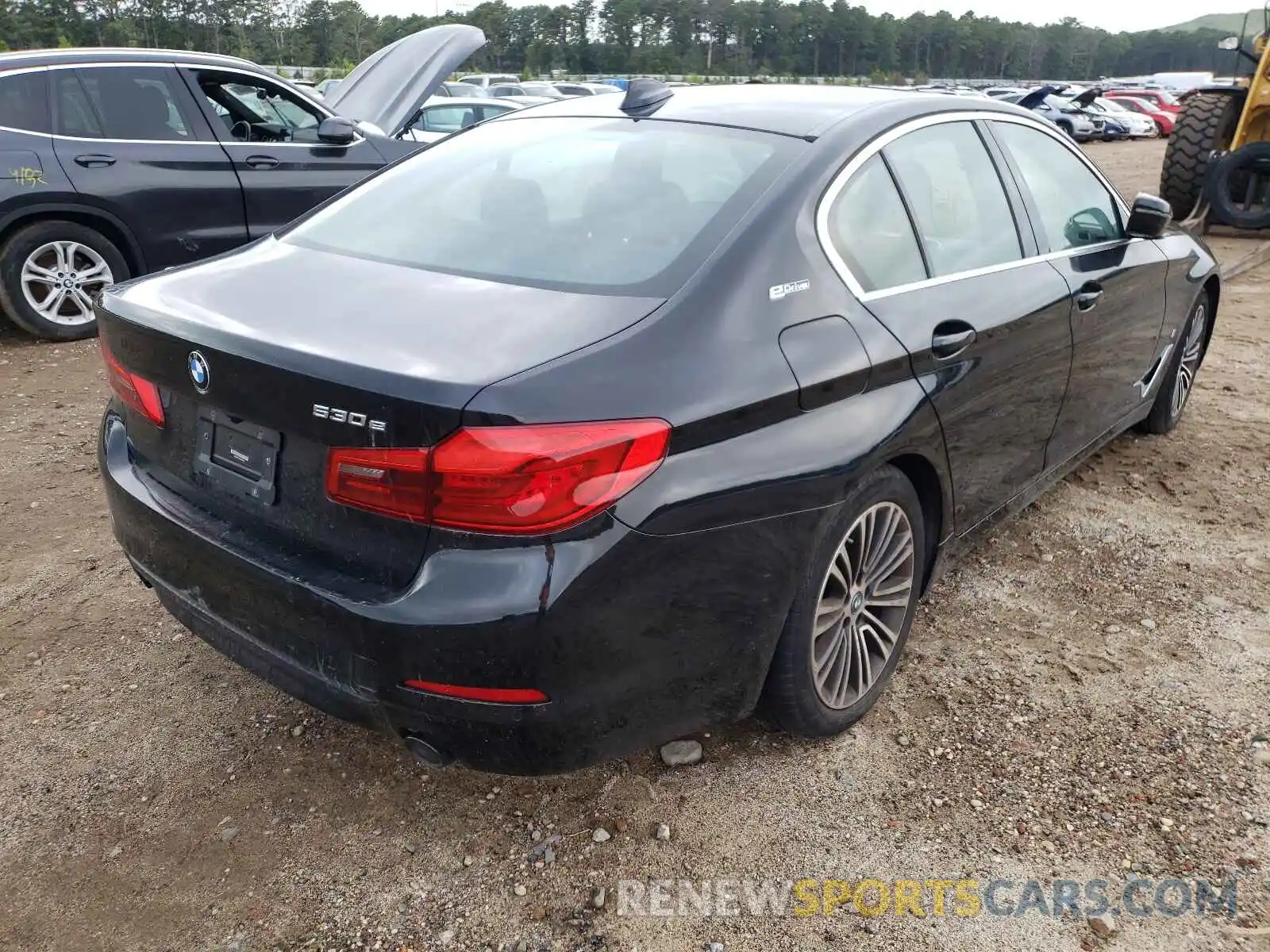 4 Photograph of a damaged car WBAJB1C53KB375509 BMW 5 SERIES 2019