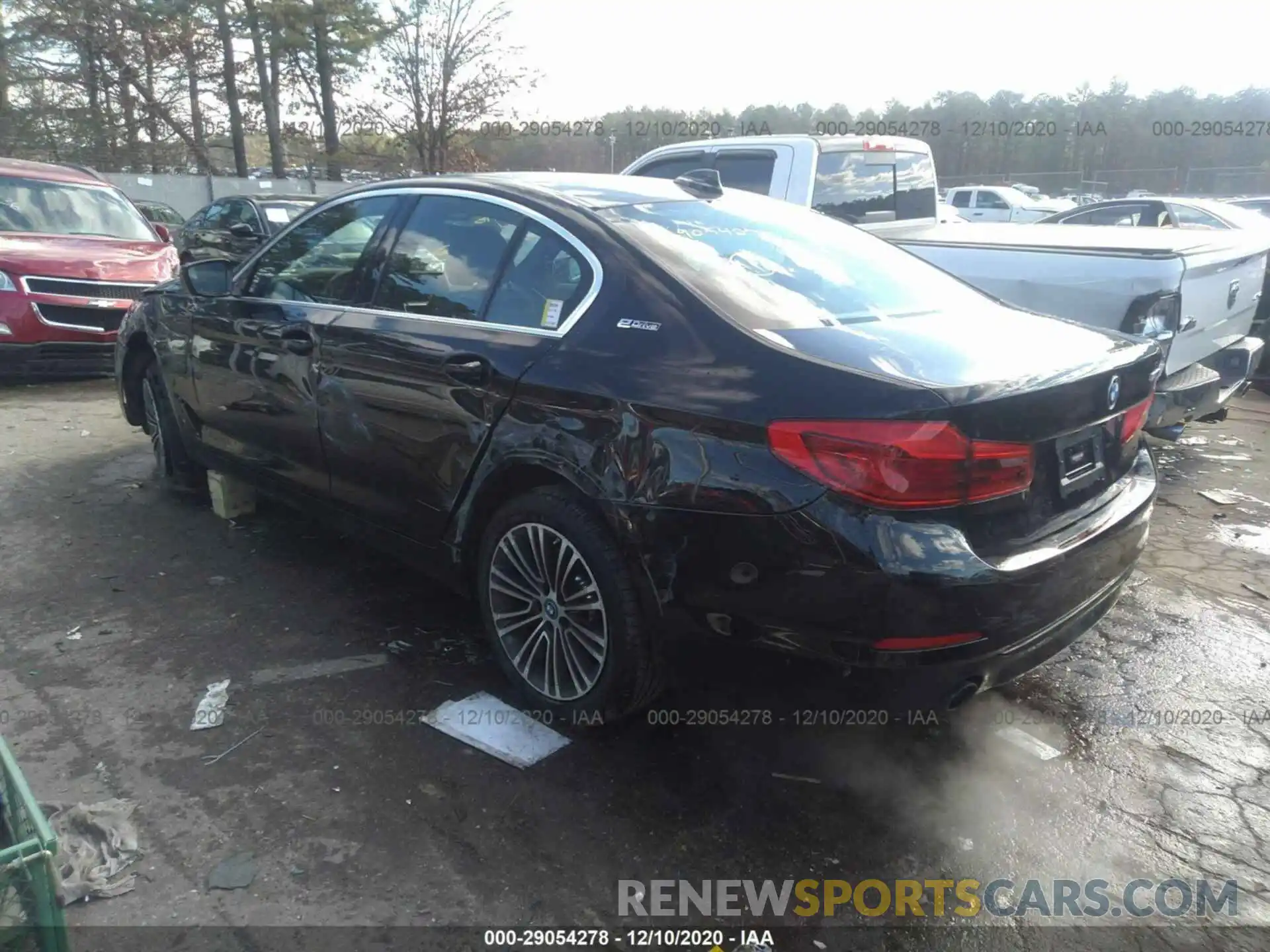 3 Photograph of a damaged car WBAJB1C53KB376868 BMW 5 SERIES 2019