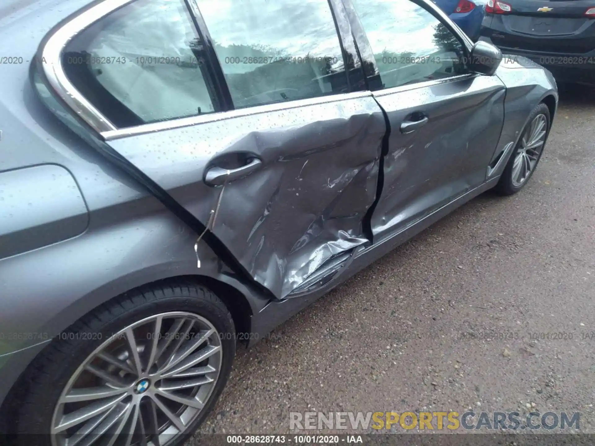 6 Photograph of a damaged car WBAJB1C55KB376791 BMW 5 SERIES 2019