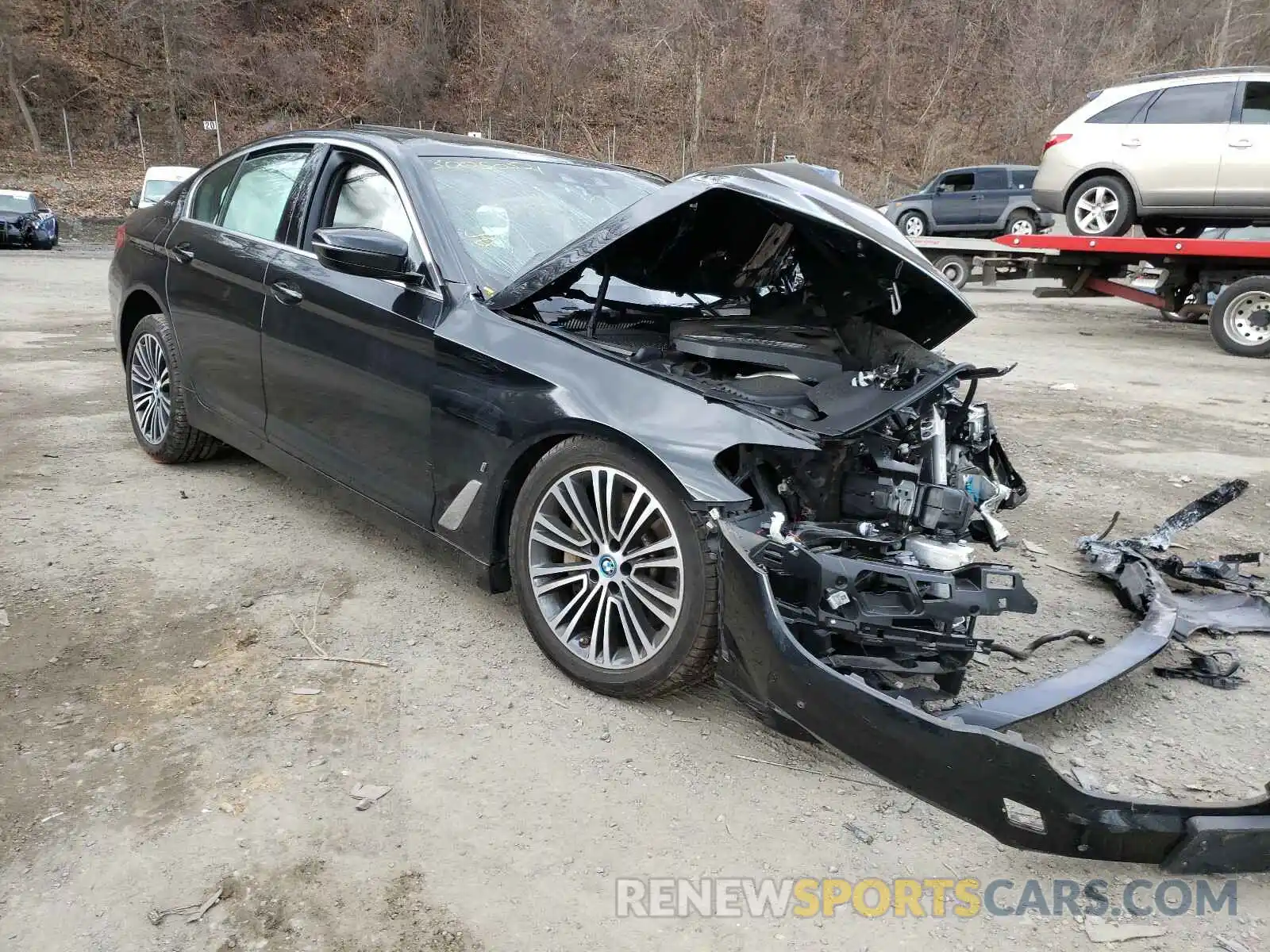 1 Photograph of a damaged car WBAJB1C56KB375472 BMW 5 SERIES 2019