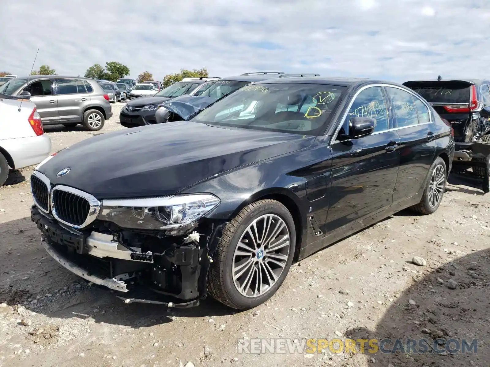 2 Photograph of a damaged car WBAJB1C56KB375956 BMW 5 SERIES 2019