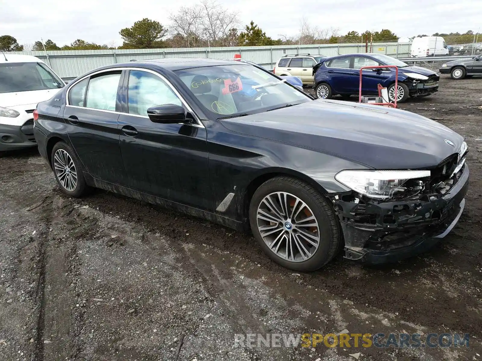 1 Photograph of a damaged car WBAJB1C57KB375691 BMW 5 SERIES 2019