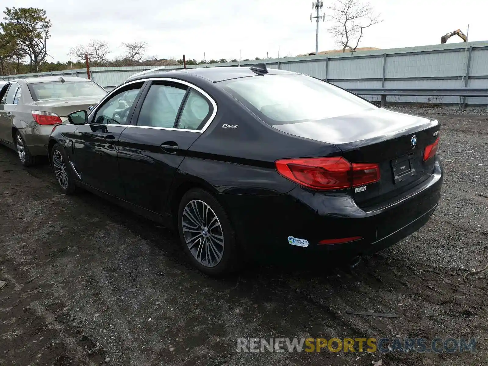 3 Photograph of a damaged car WBAJB1C57KB375691 BMW 5 SERIES 2019