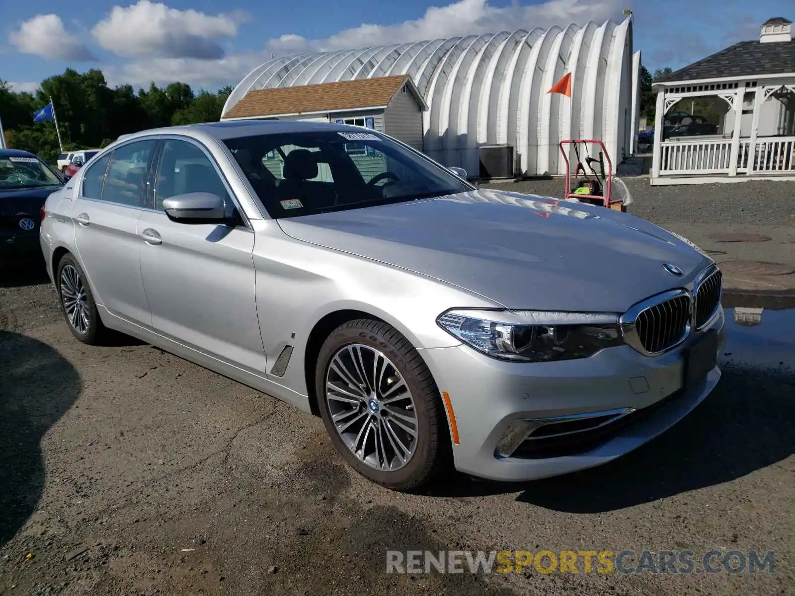 1 Photograph of a damaged car WBAJB1C57KB376193 BMW 5 SERIES 2019