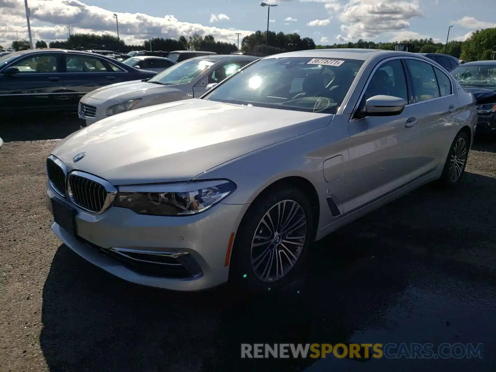 2 Photograph of a damaged car WBAJB1C57KB376193 BMW 5 SERIES 2019