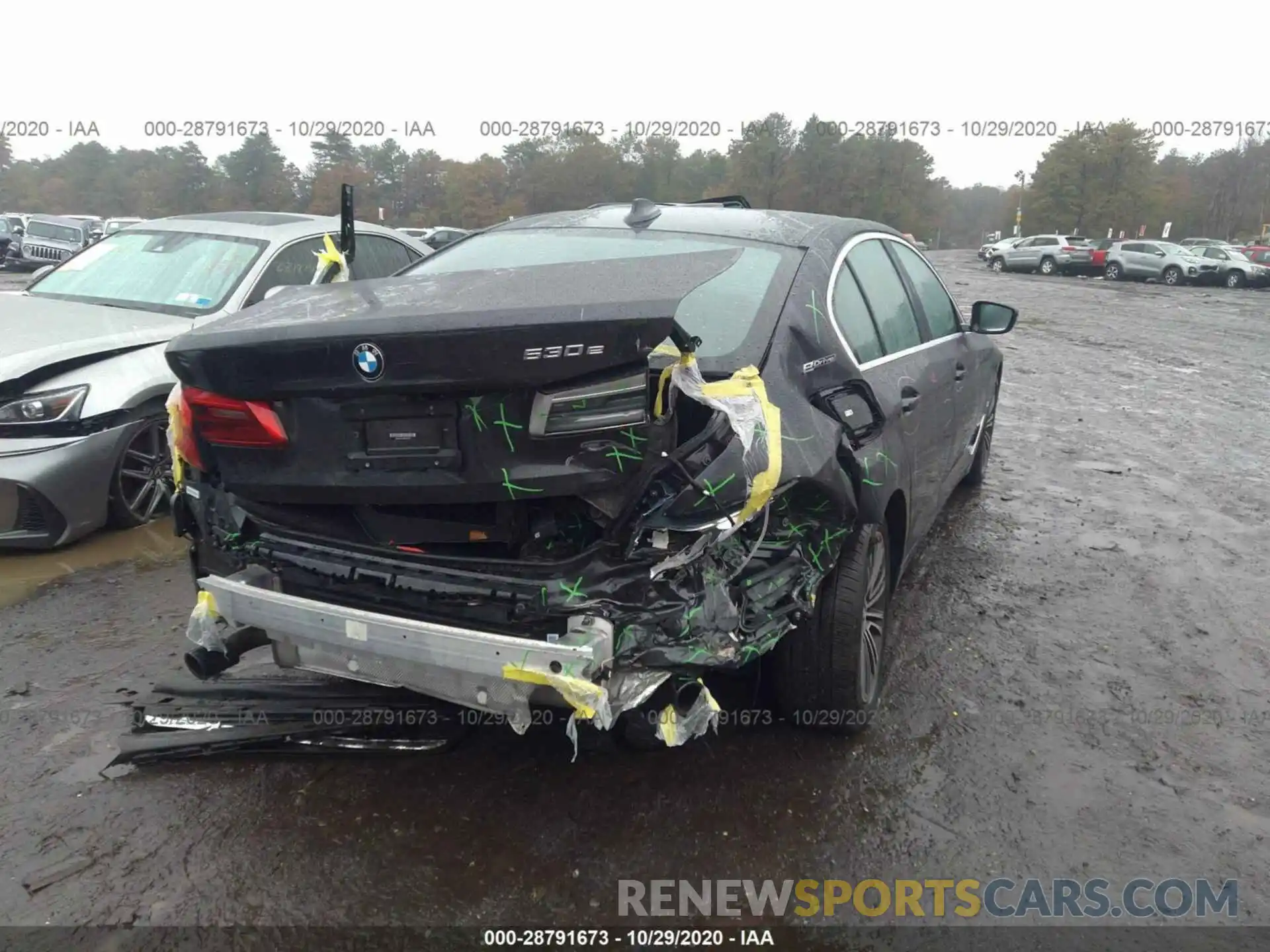 4 Фотография поврежденного автомобиля WBAJB1C57KB376470 BMW 5 SERIES 2019