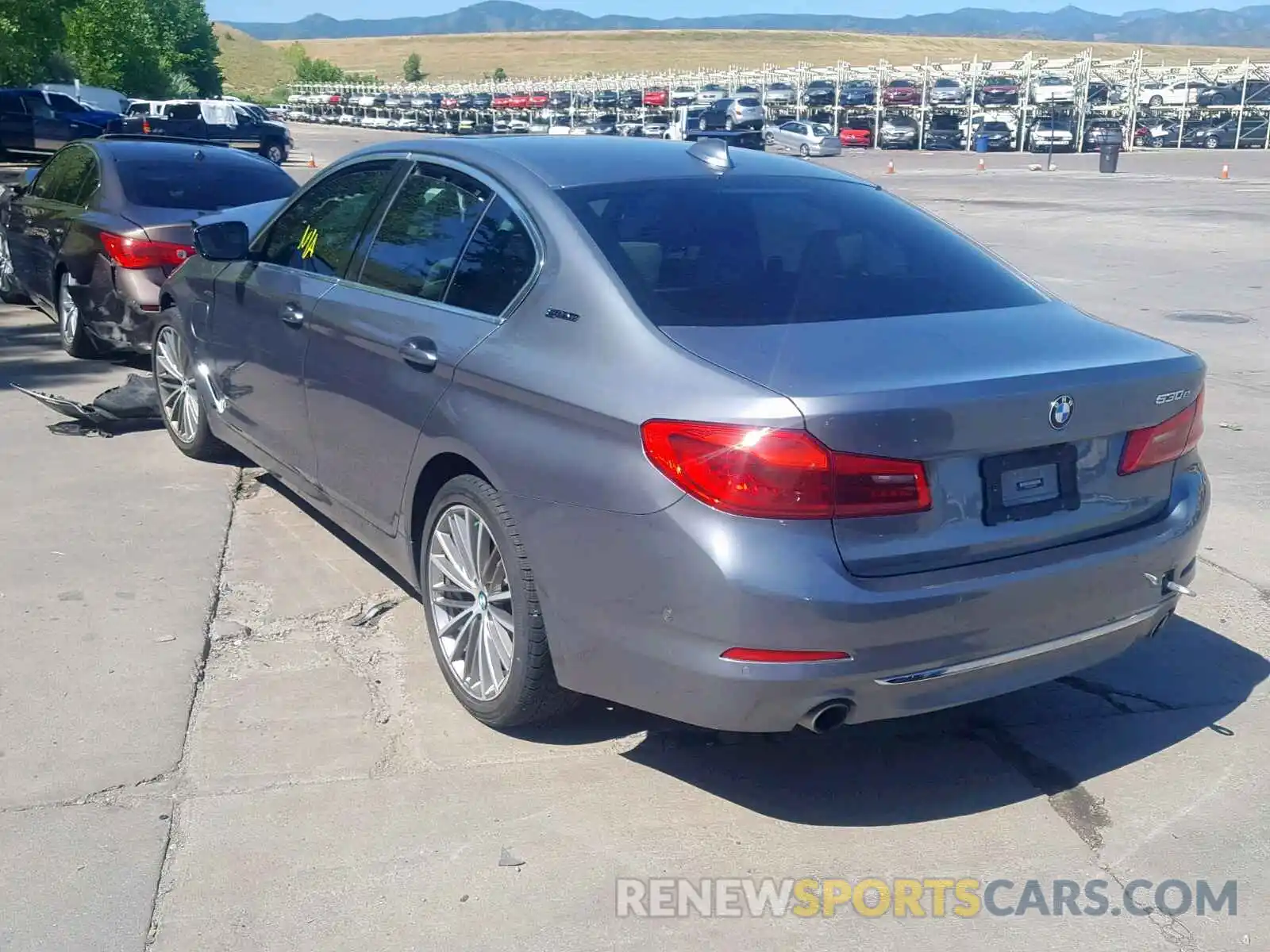 3 Photograph of a damaged car WBAJB1C59KB376065 BMW 5 SERIES 2019