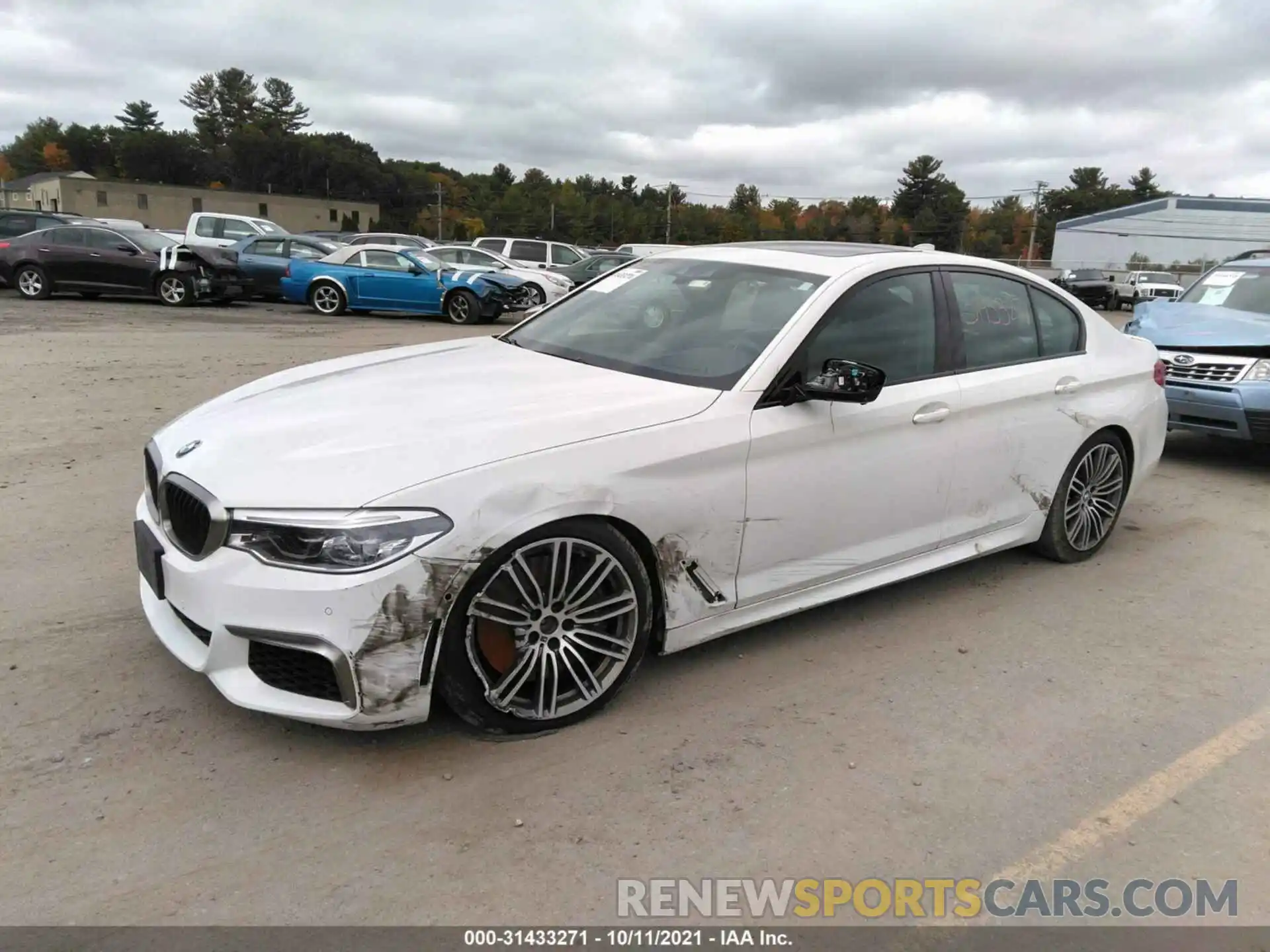 2 Photograph of a damaged car WBAJB9C52KB289087 BMW 5 SERIES 2019