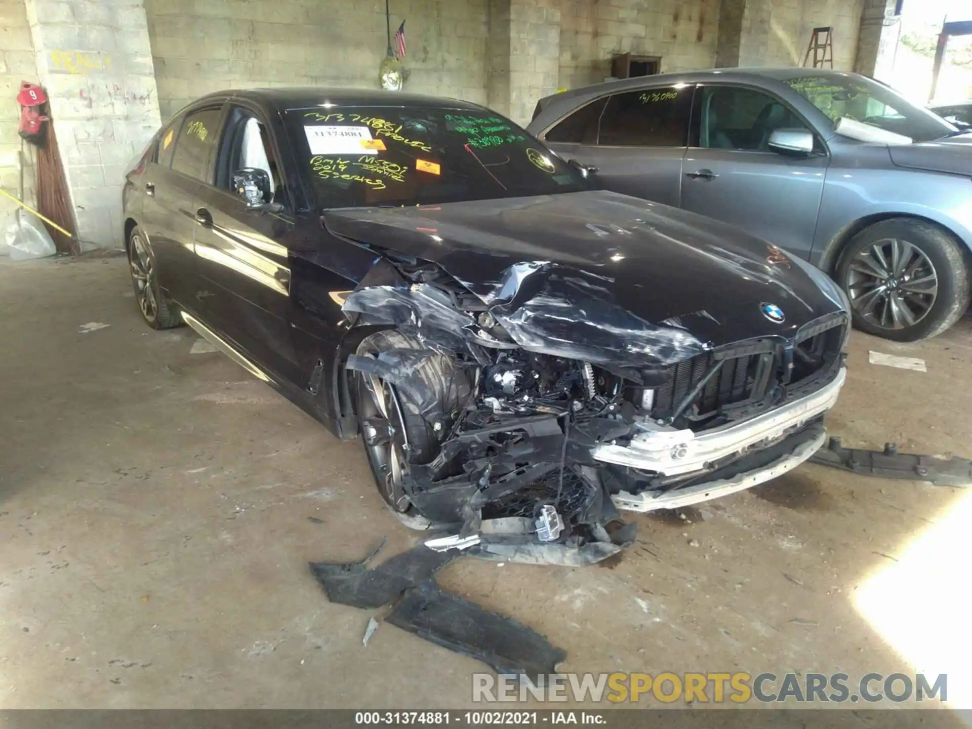 1 Photograph of a damaged car WBAJB9C55KB288225 BMW 5 SERIES 2019