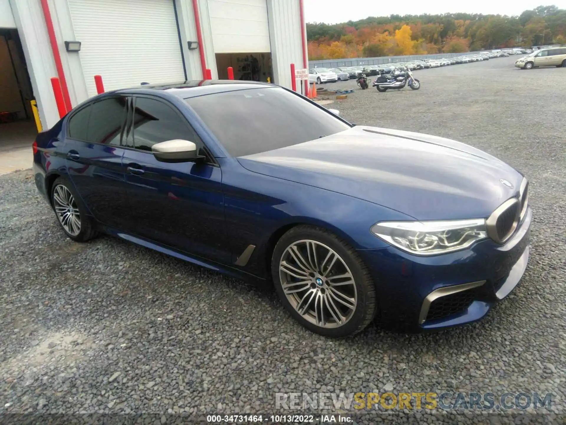 1 Photograph of a damaged car WBAJB9C57KB288310 BMW 5 SERIES 2019