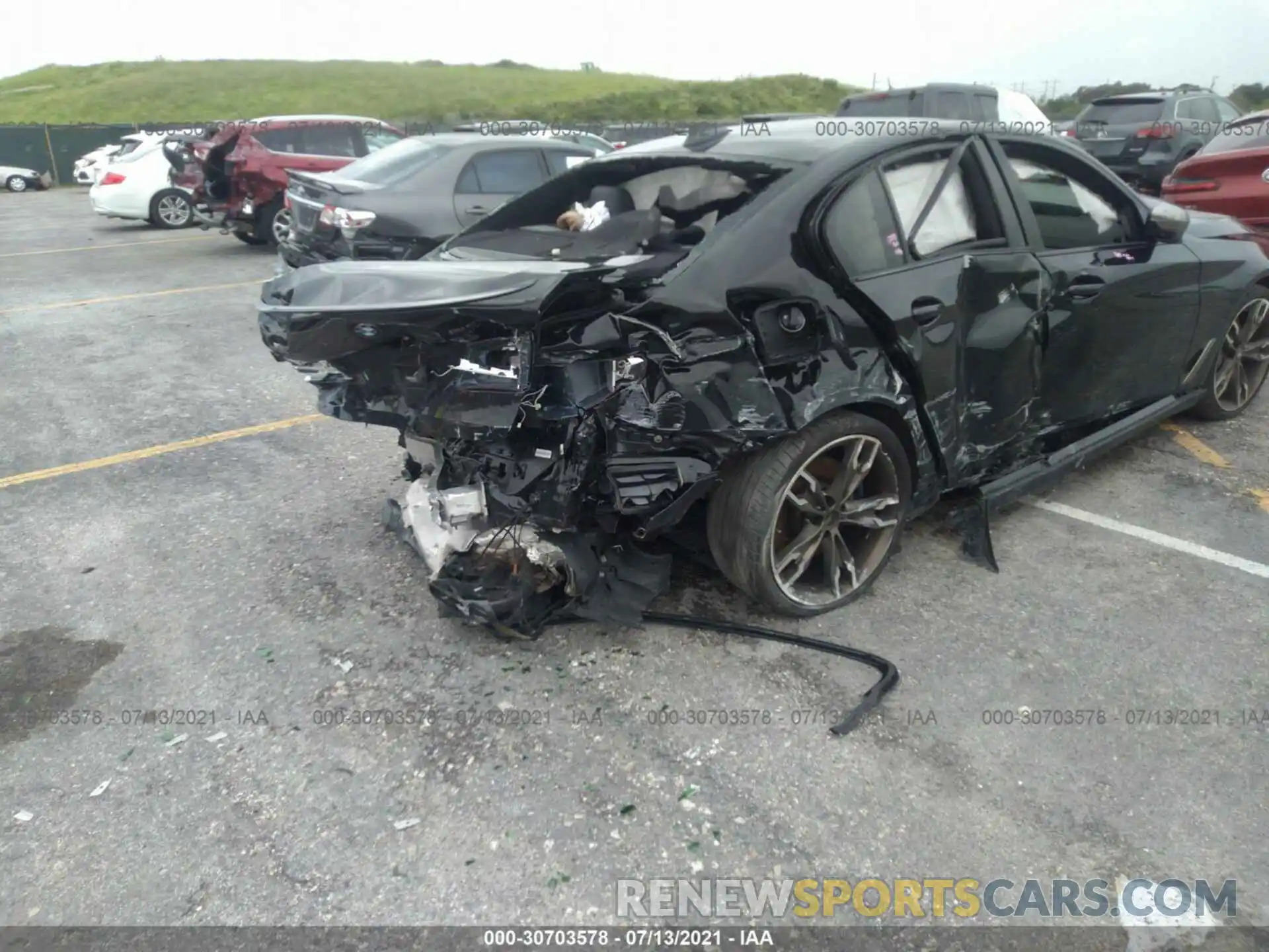 6 Photograph of a damaged car WBAJB9C58KB464040 BMW 5 SERIES 2019