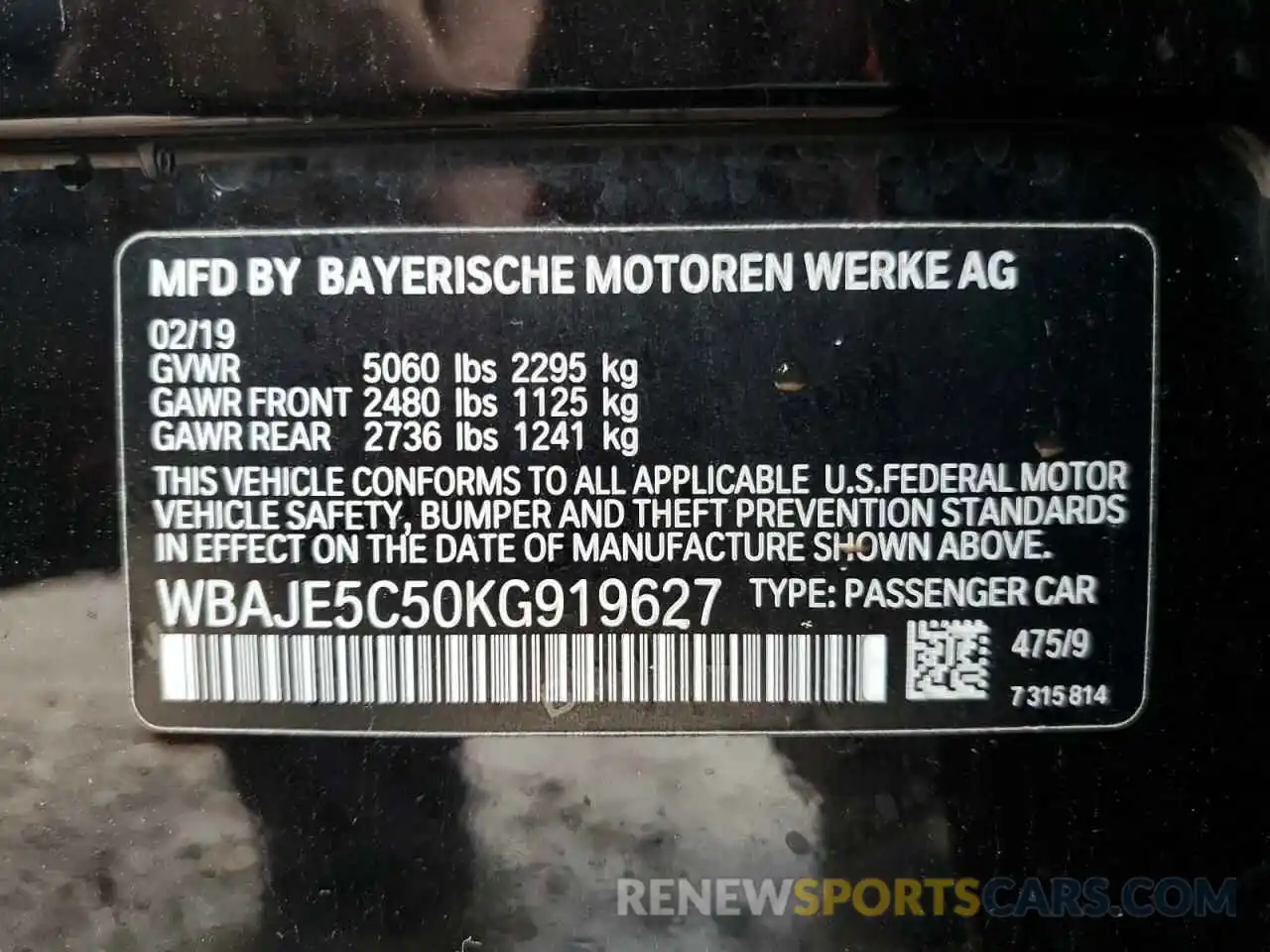 12 Photograph of a damaged car WBAJE5C50KG919627 BMW 5 SERIES 2019